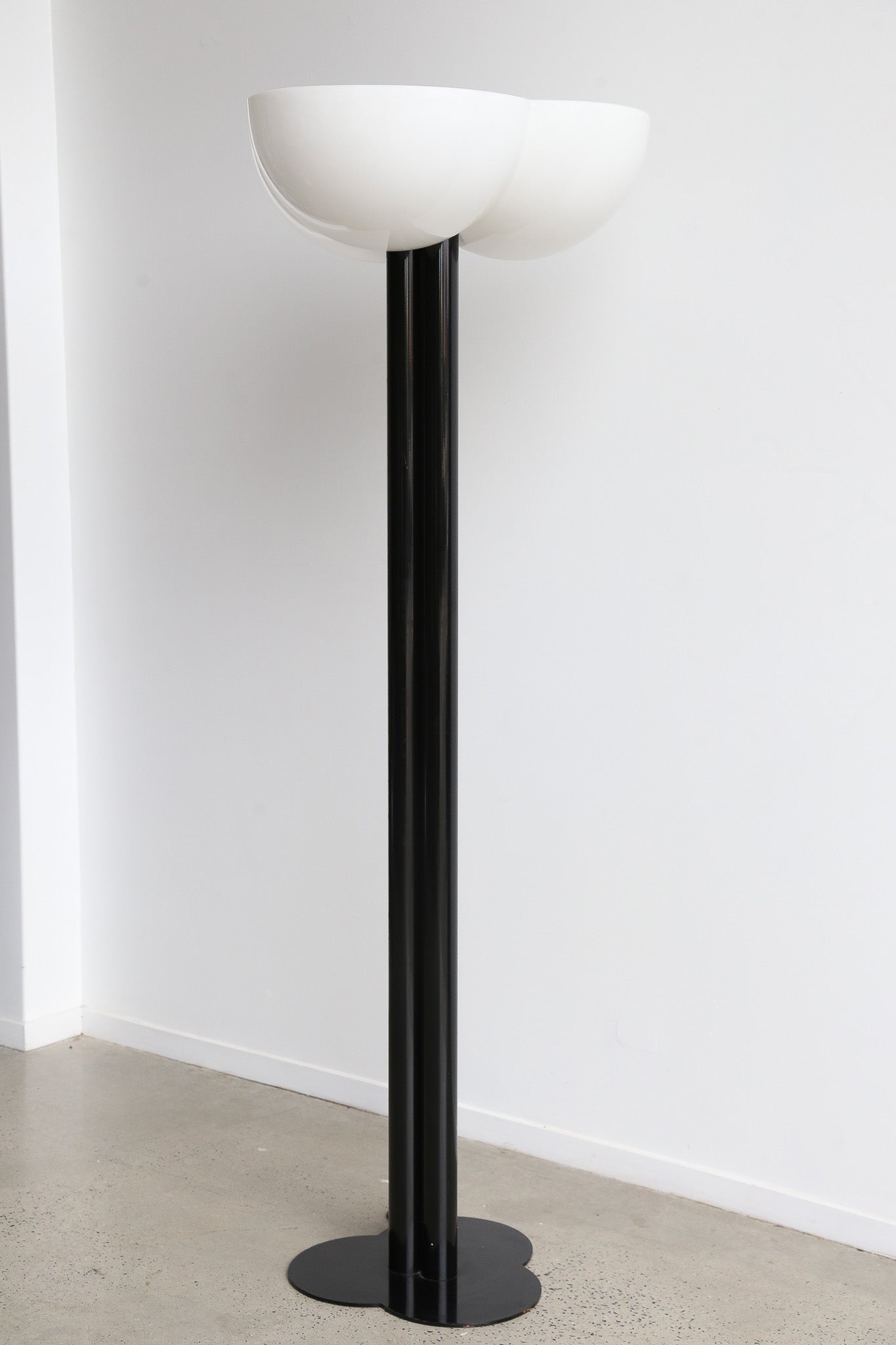 Sergio Asti Trifoglio Floor Lamp for Bilumen, Italy 1970s