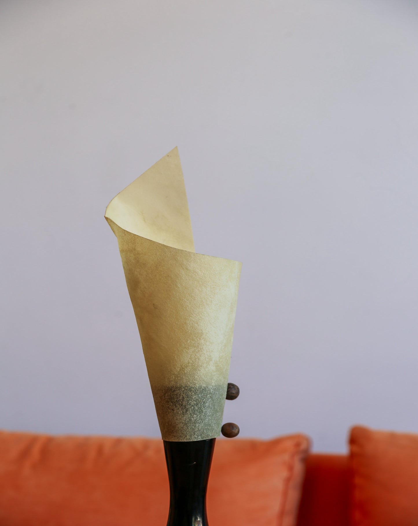 Sculptural Italian Table Lamp with Parchment Shade, 1980s – Handcrafted Organic Form