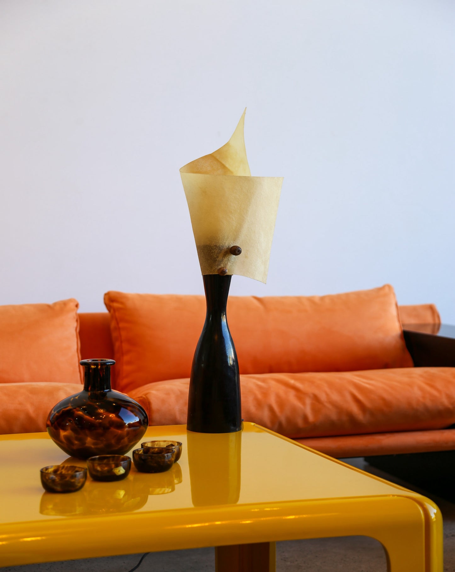 Sculptural Italian Table Lamp with Parchment Shade, 1980s – Handcrafted Organic Form
