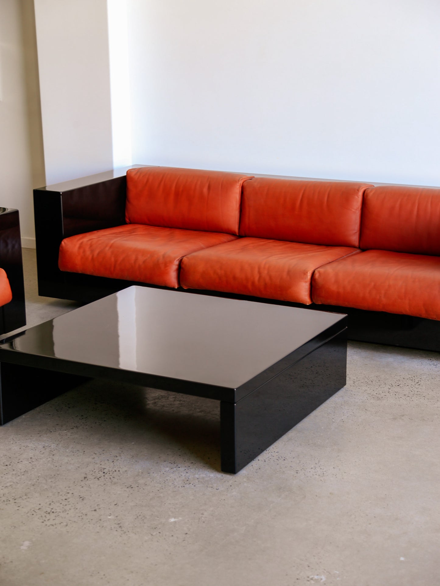 Massimo Vignelli for Poltronova Saratoga sofa set & coffee table