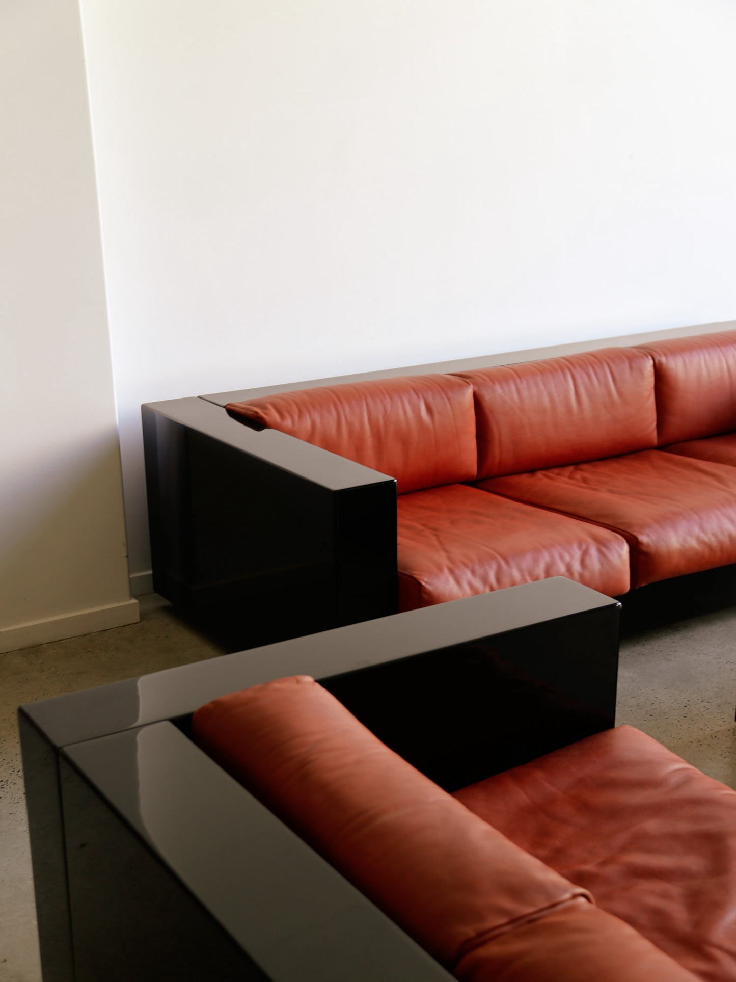 Massimo Vignelli for Poltronova Saratoga sofa set & coffee table