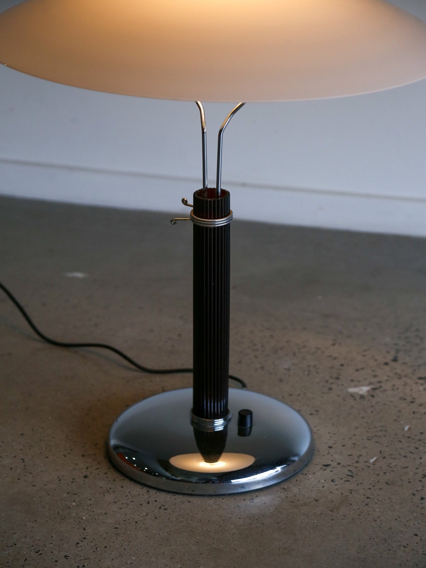 Iskra Table Lamp by Jeannot Cerutti for Veart in Murano Glass & Chrome - Lumini Collections