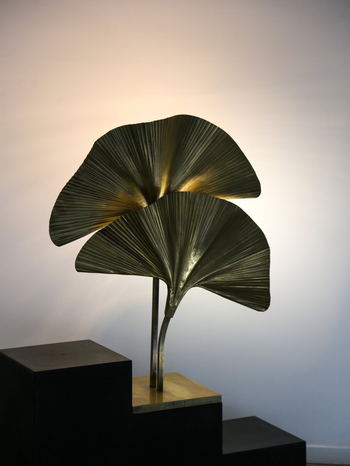 Italian Brass Ginkgo Leaf Table Lamp, Contemporary
