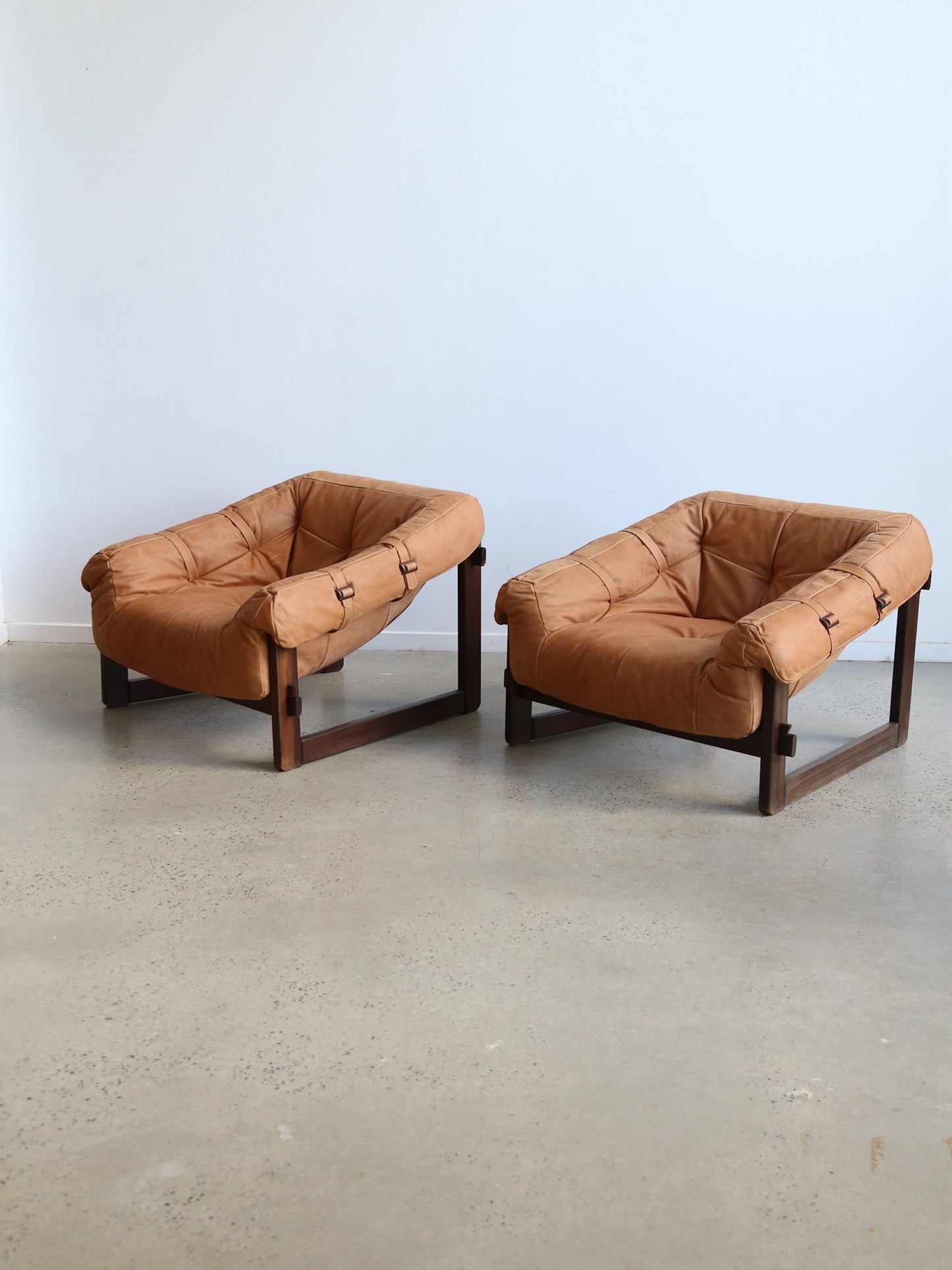 Mp-91 Armchairs by Percival Lafer in Wood and Leather