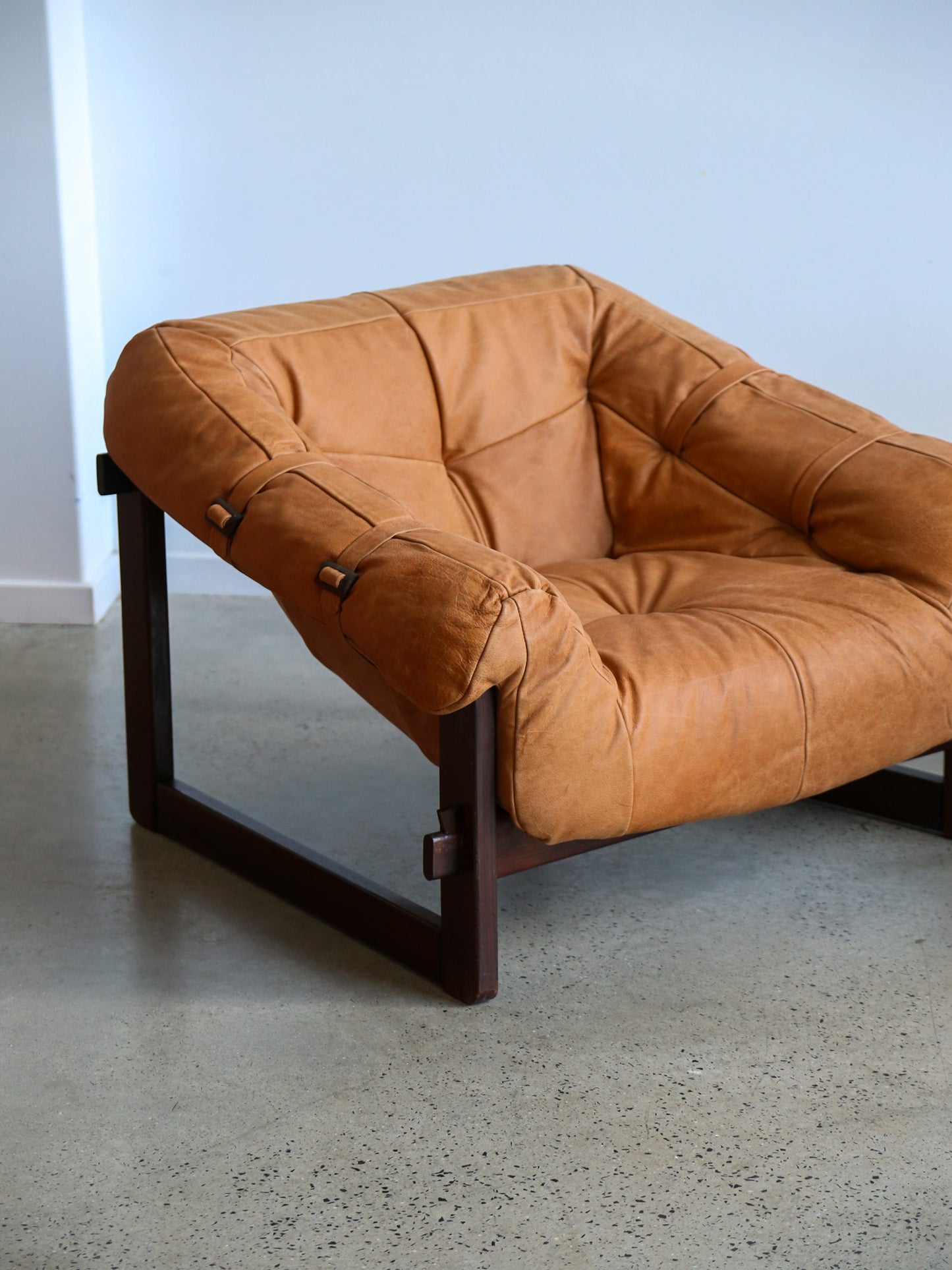 Mp-91 Armchairs by Percival Lafer in Wood and Leather