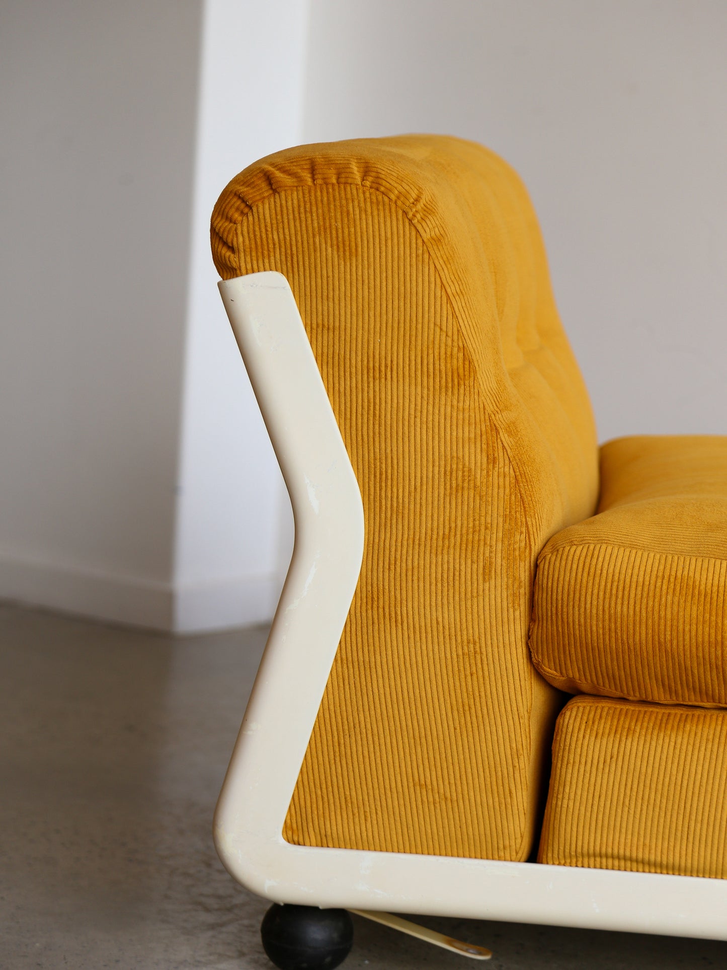 Amanta Modular Sofa in Yellow Velvet & White Frame By Mario Bellini for B&B Italia