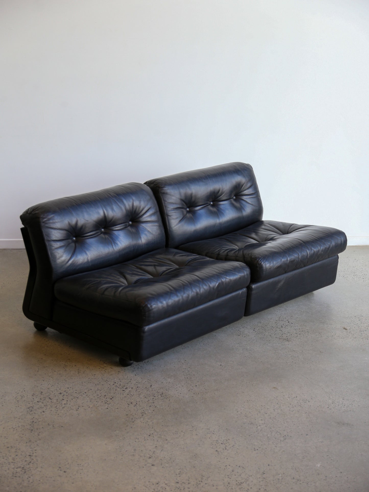 Amanta Modular Sofa in Black Leather By Mario Bellini for B&B Italia 1970
