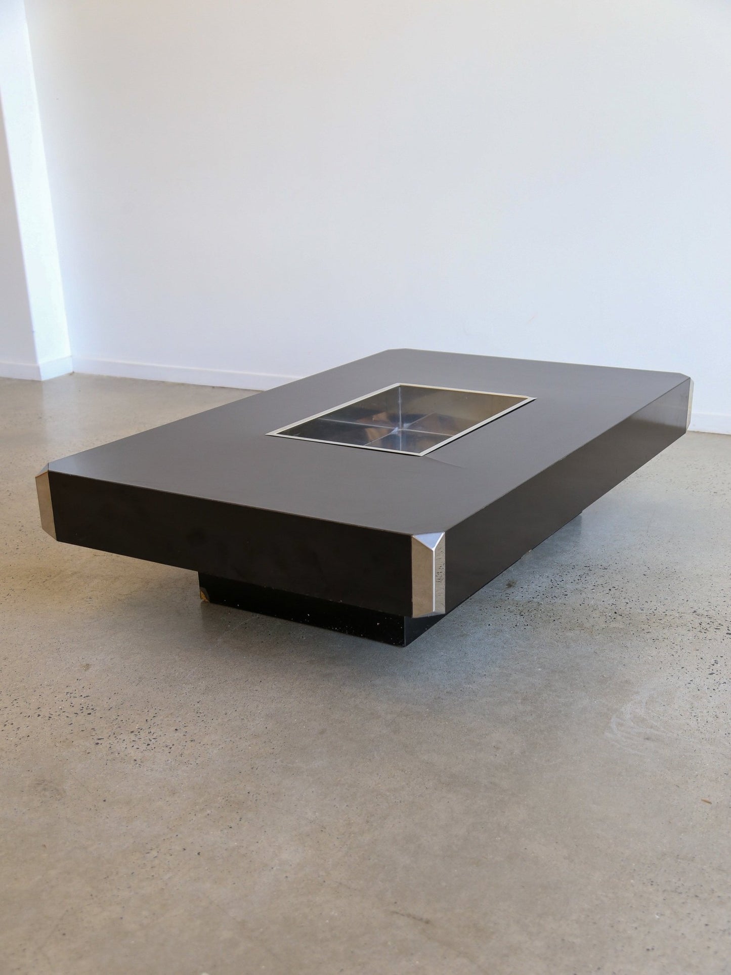 "Alveo" by Willy Rizzo for Mario Sabot Coffee Table 1970s - Lumini Collections
