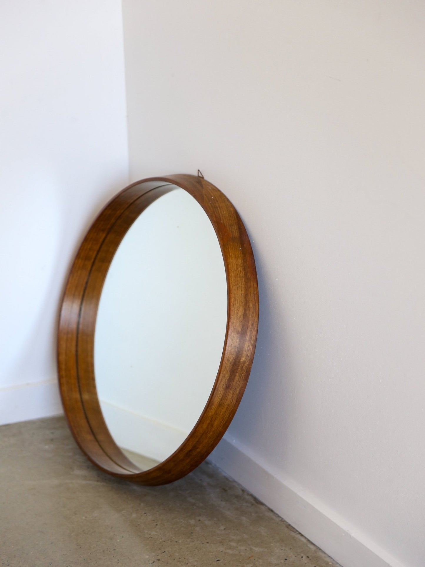 Italian Teak Round Wall Mirror, 1960s - Lumini Collections