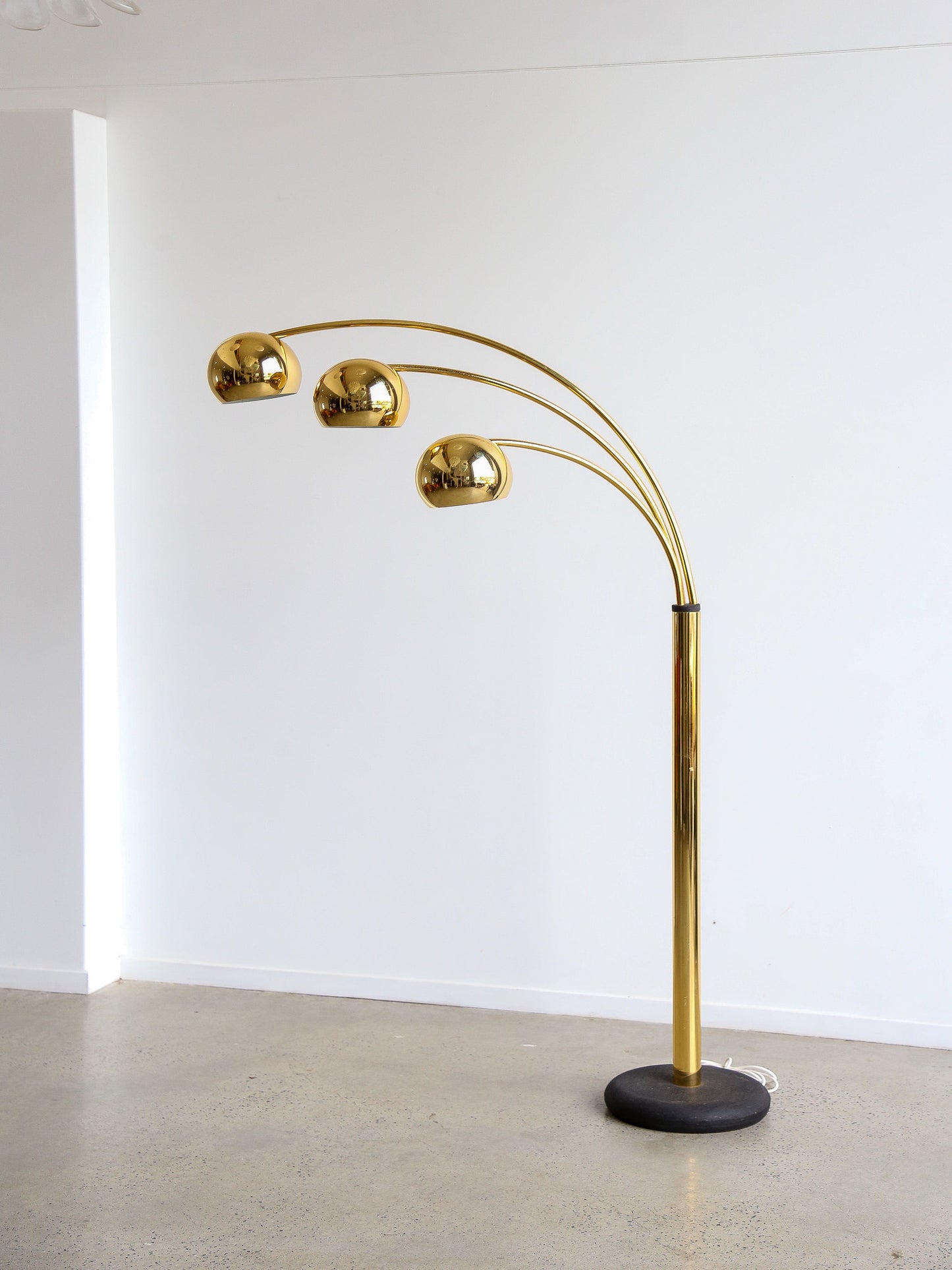 Goffredo Reggiani Three-Arm Arc Floor Lamp in Gilded Metal