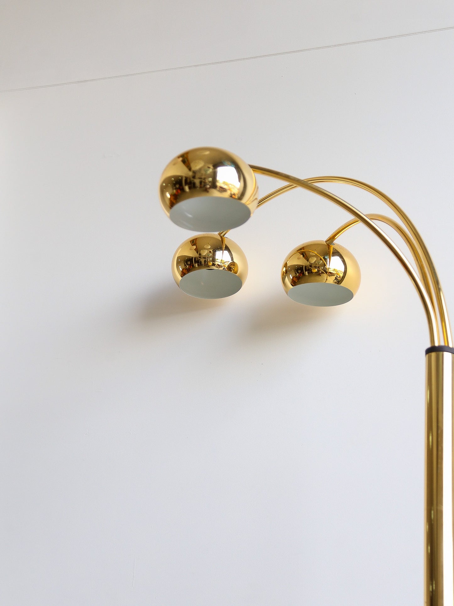 Goffredo Reggiani Three-Arm Arc Floor Lamp in Gilded Metal