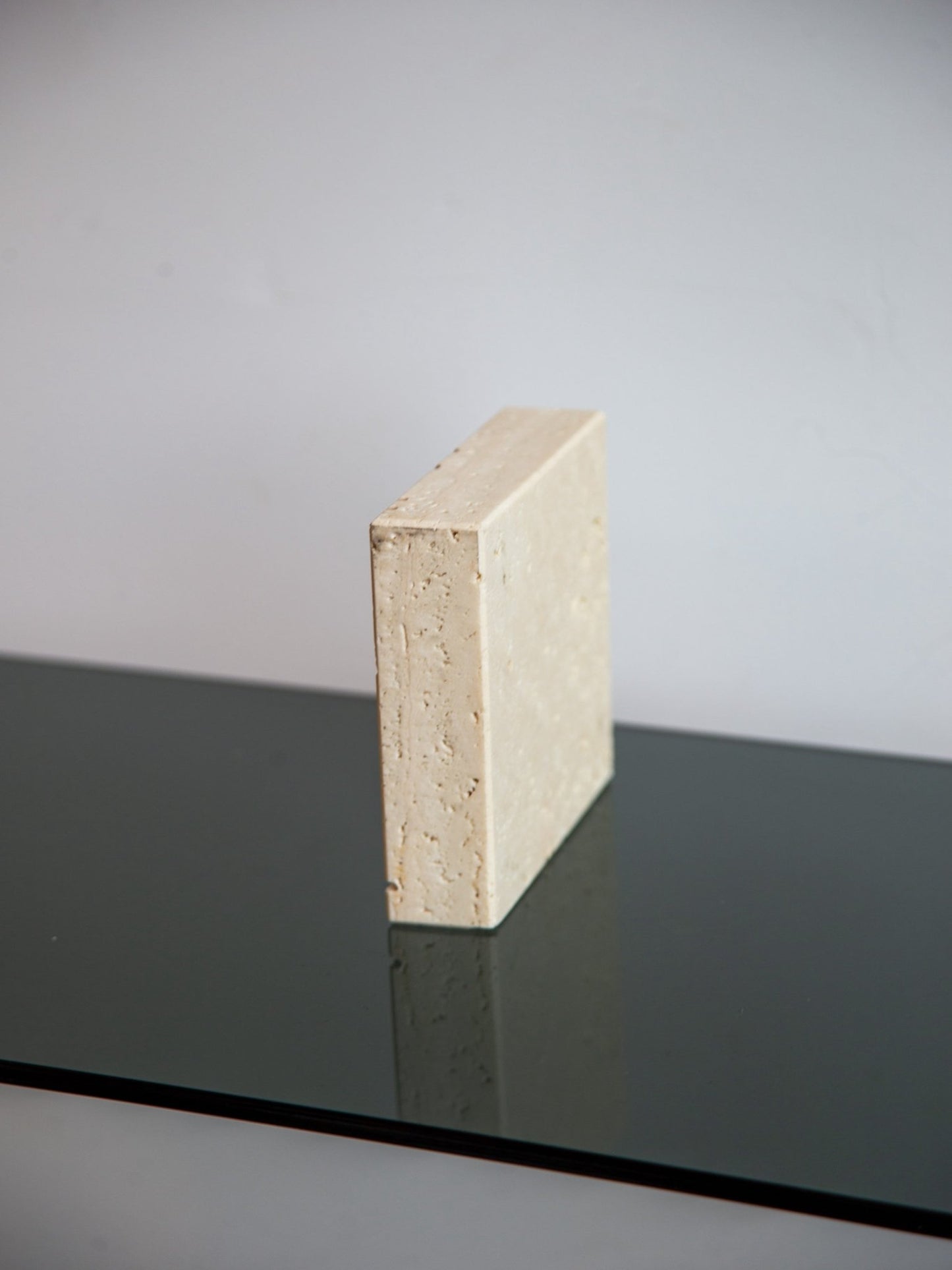 Travertine Ashtray by Enzo Mari for Fratelli Mannelli, 1970s - Lumini Collections