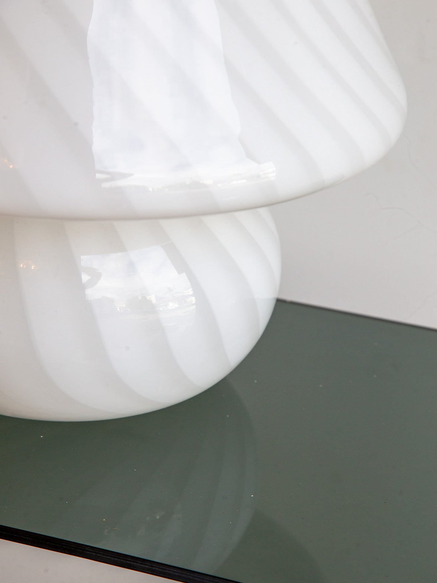 vintage luxury table lamp