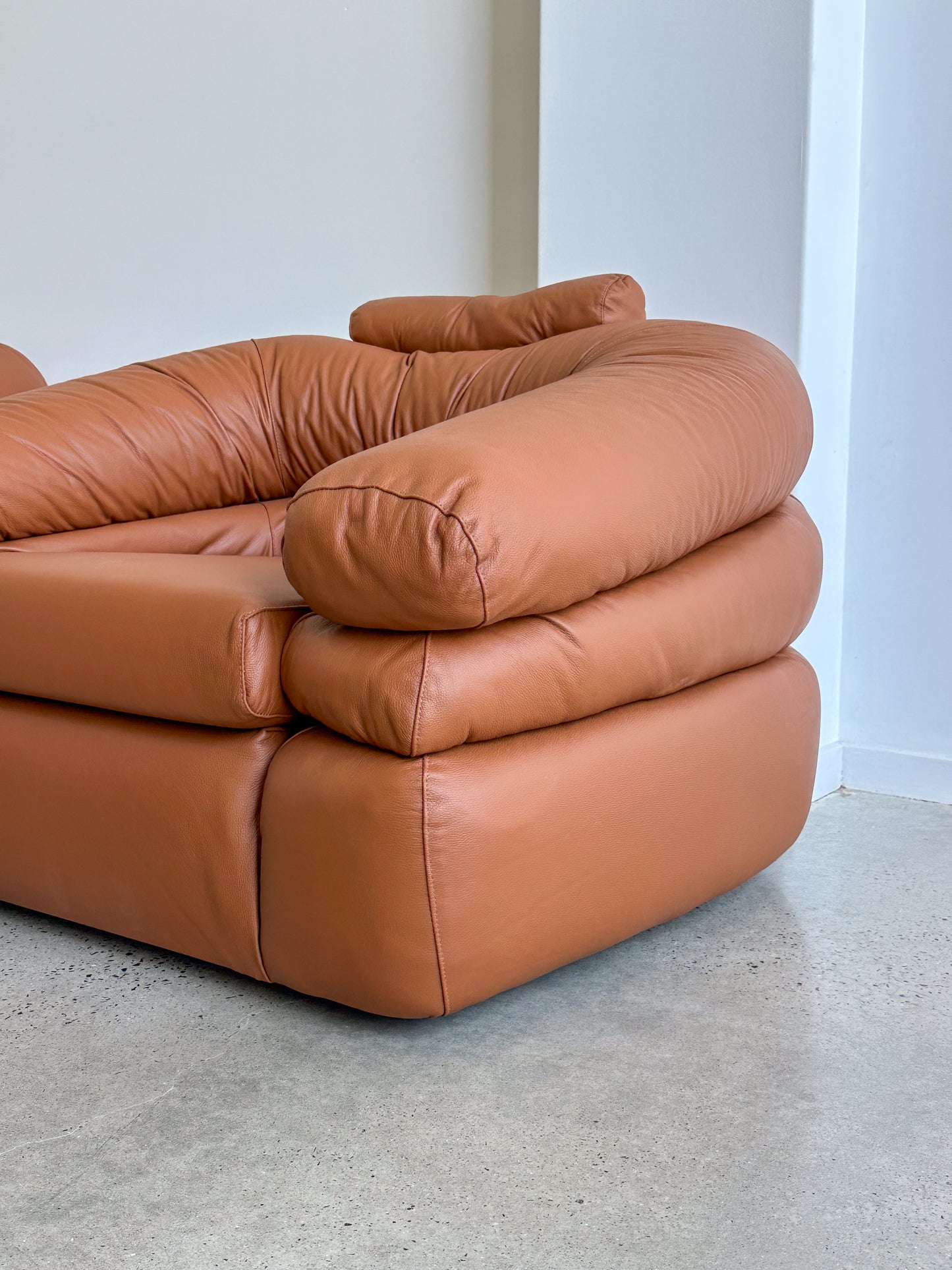 " Straccio " by De Pass, D'Urbino, Lomazzi for Zanotta Two Cognac Leather Armchairs 1970