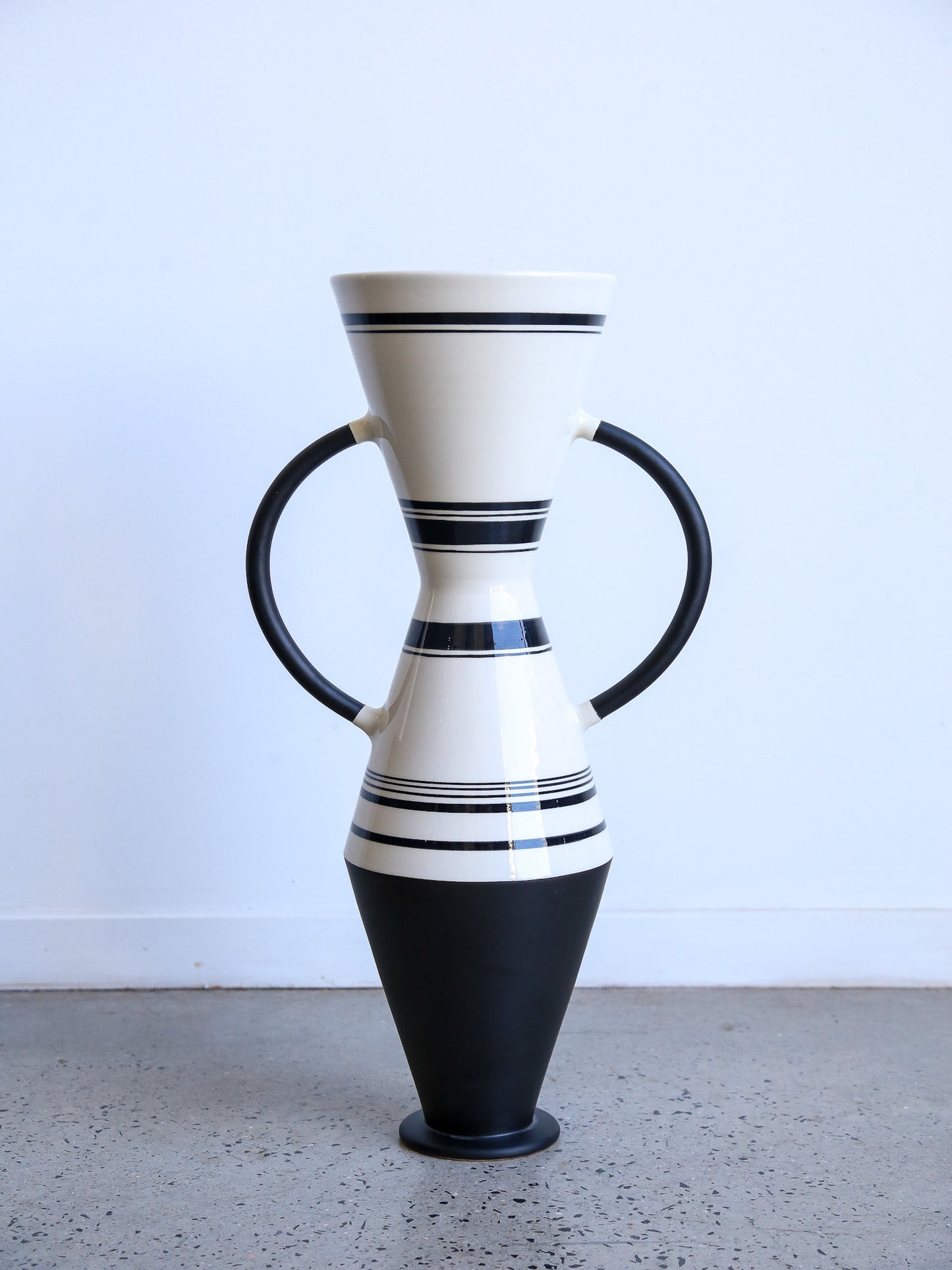 Rometti Amphora Clay Vase by Ugo La Pietra