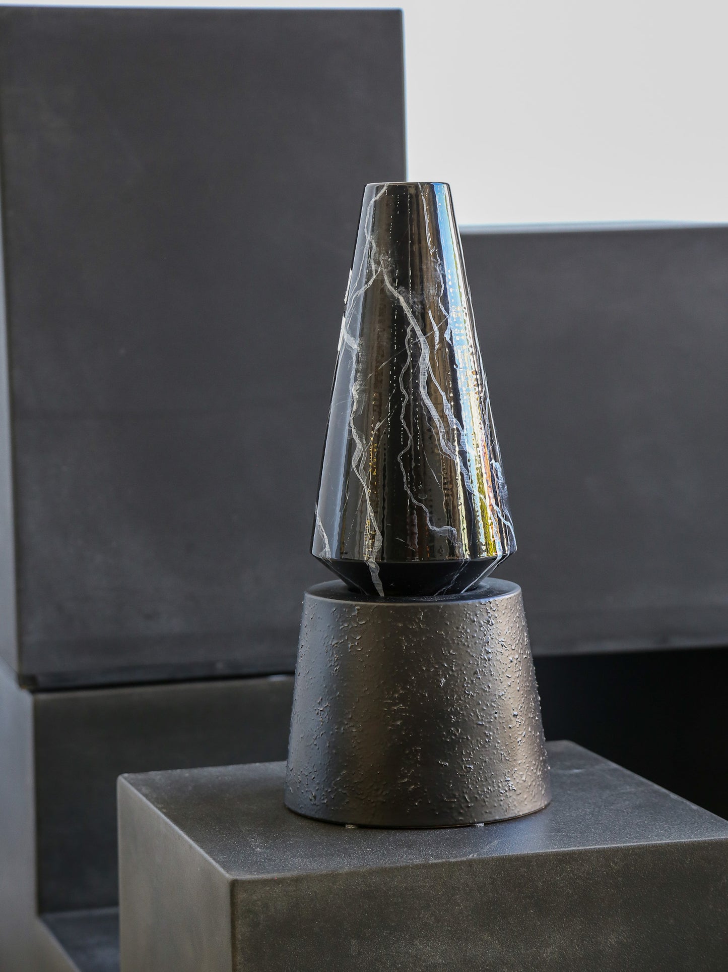 Rometti Obelos Clay Vase by Luca Binaglia