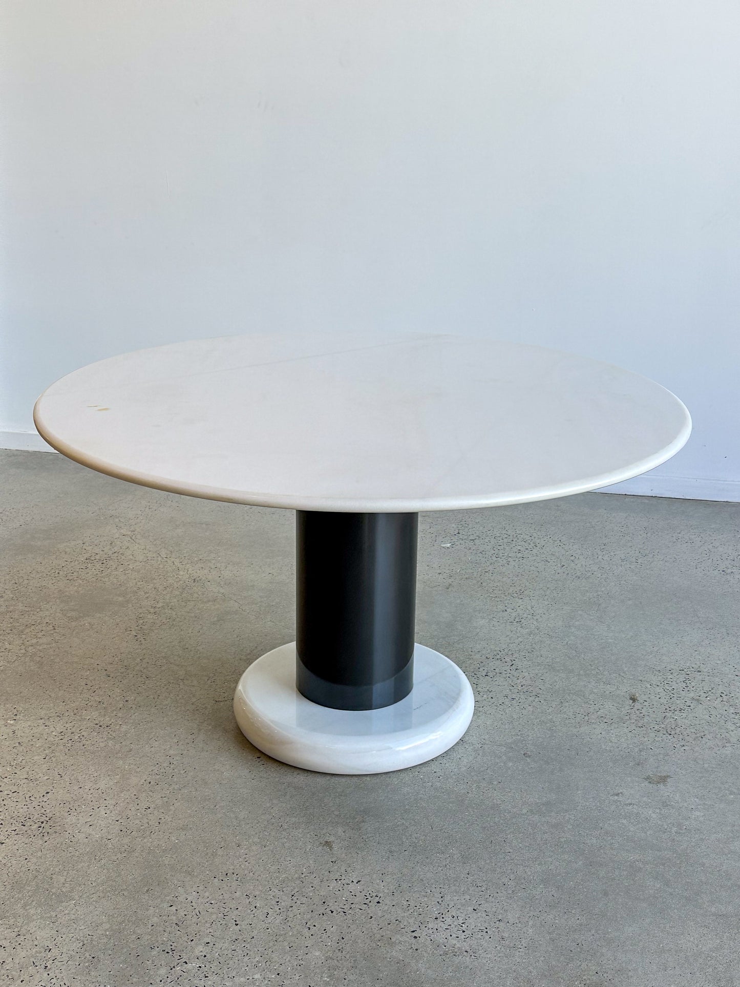 Loto Rosso Dining Table by Ettore Sottsass for Poltronova in Carrara White Marble