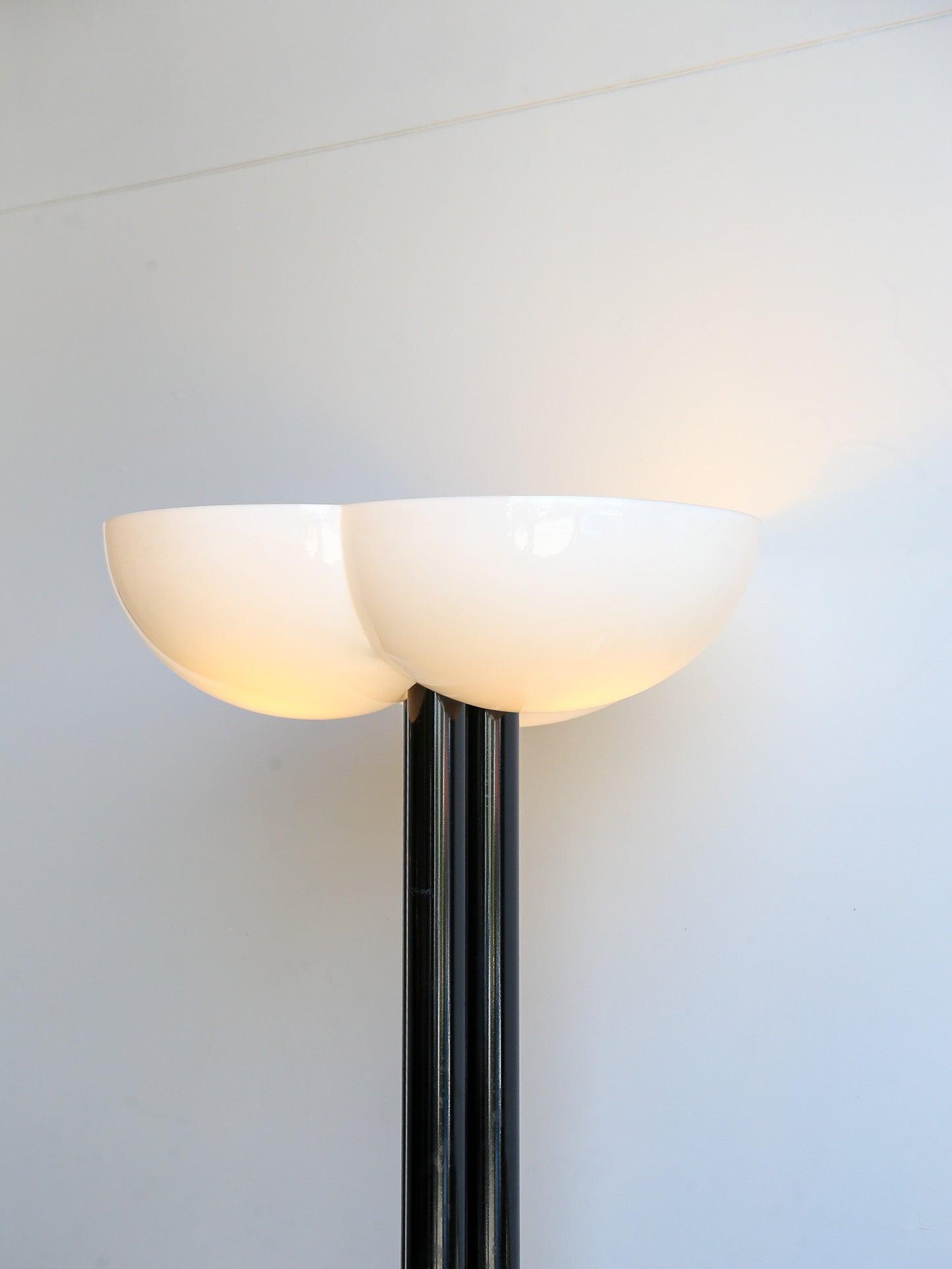 Sergio Asti Trifoglio Floor Lamp for Bilumen, Italy 1970s