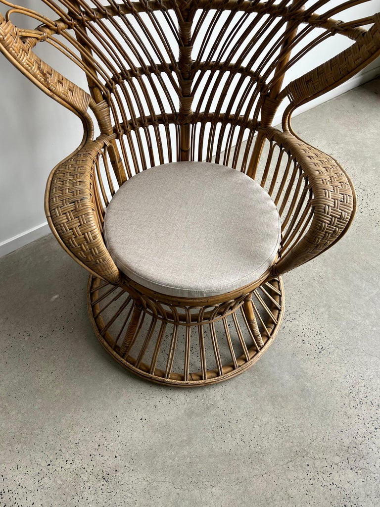 Gio Ponti and Carminati Bamboo Italian Peacock Chair for Vittorio Bonacina 1950s