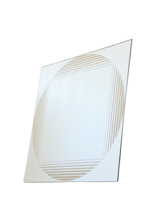 Fontana Arte square-shaped wall mirror with a geometric pattern and a gold color frame.