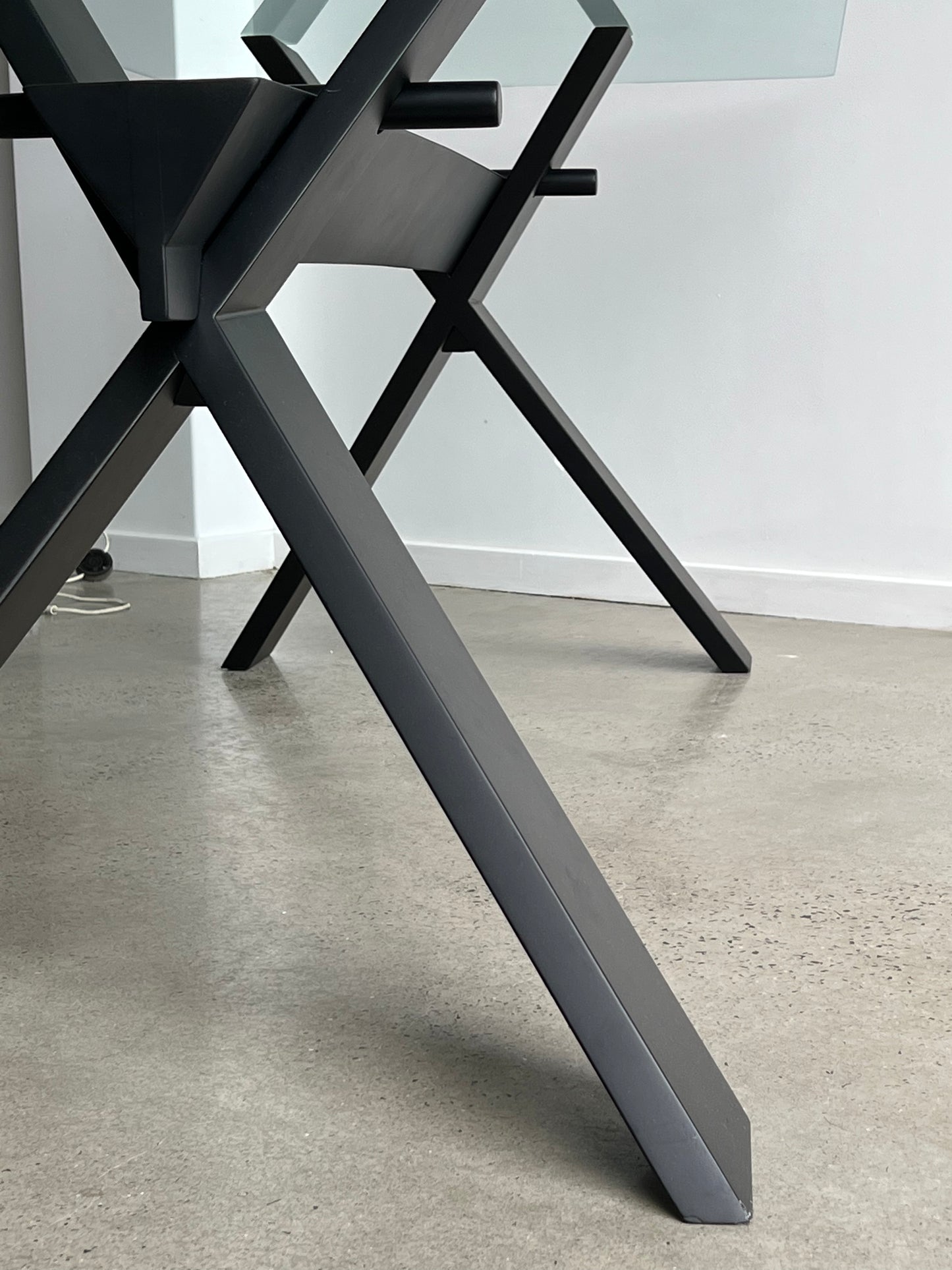 "La Piana" by Alfredo Simonit and Giorgio Del Piero for Bross, Glass and Lacquered Oak Dining Table, 1982
