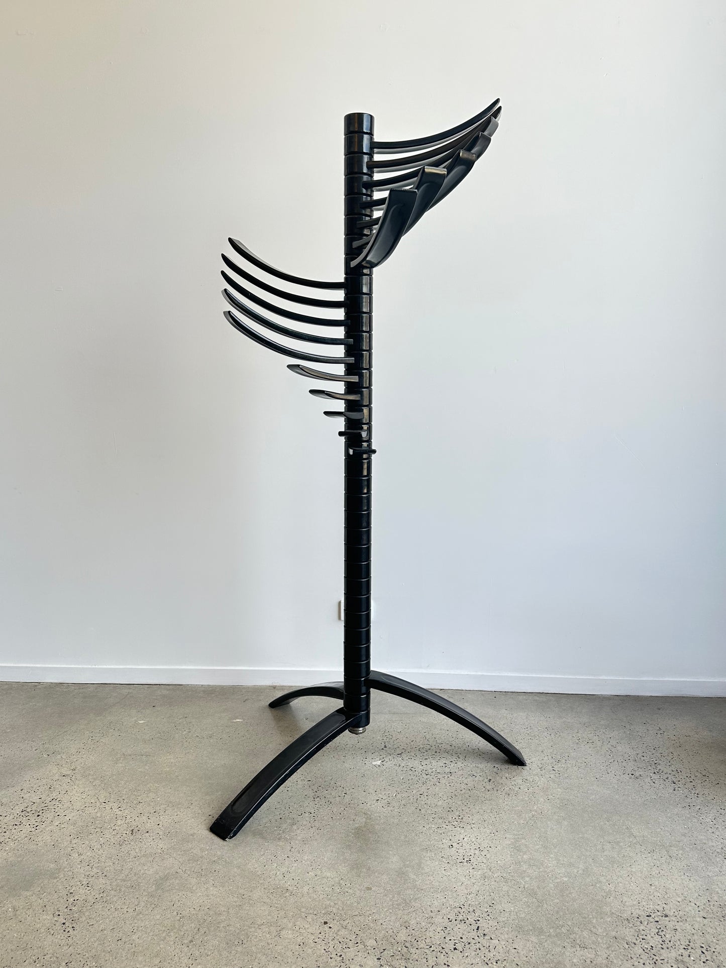 Mid-Century Italian Coat Rack “Renna” by Bruce Tippet for Gavina / Knoll, 1970s