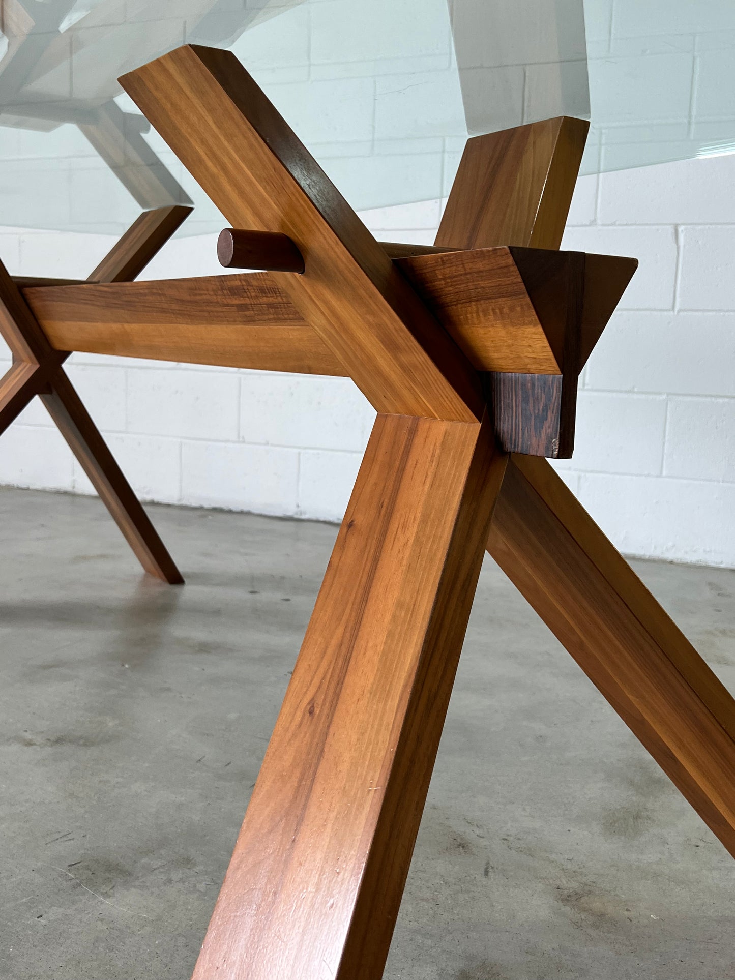 Italian Mid-Century Walnut and Glass Piana Table, 1980s
