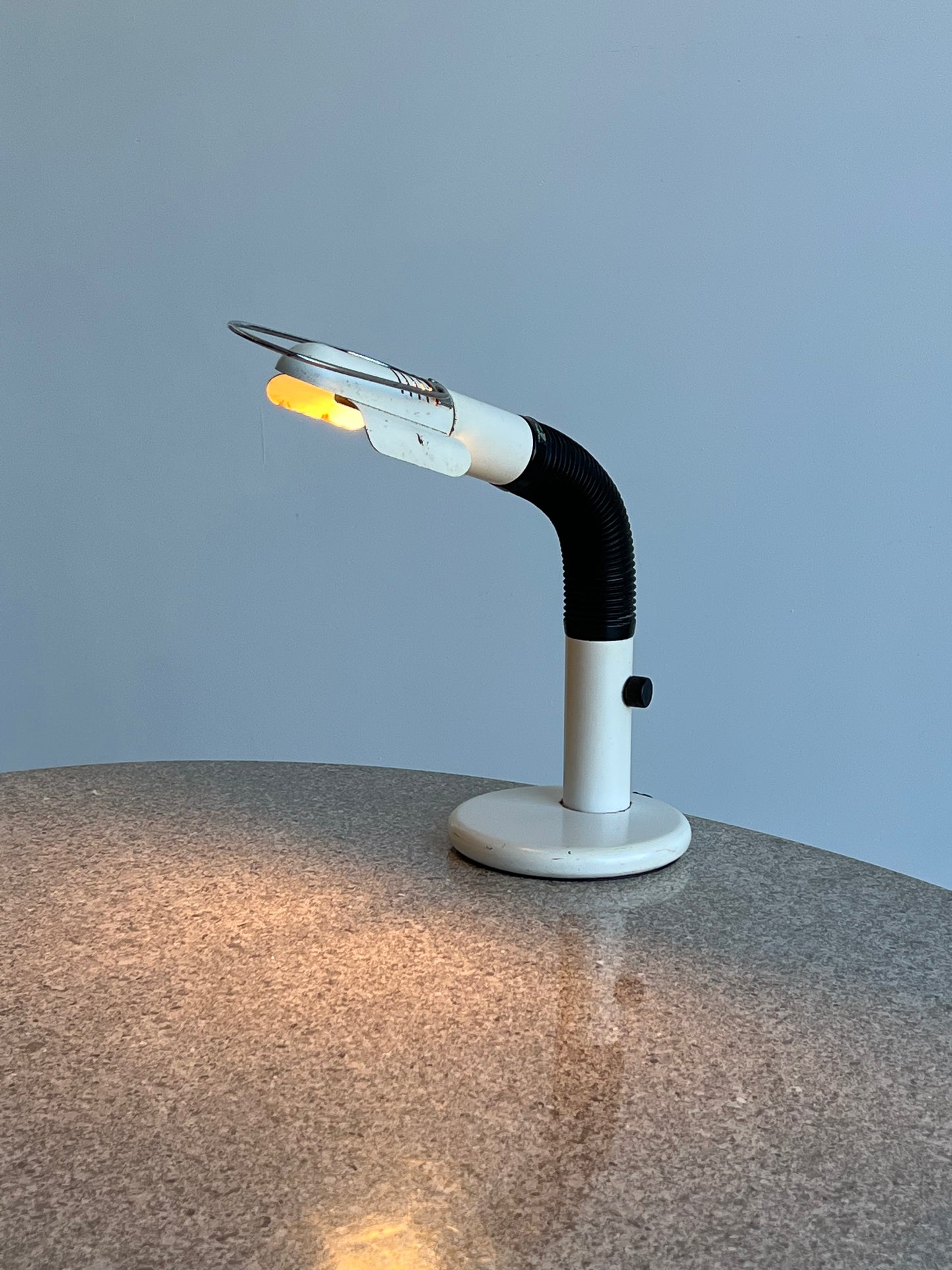 Targetti Sankey White & Black Metal Table-Desk Lamp, 1970s