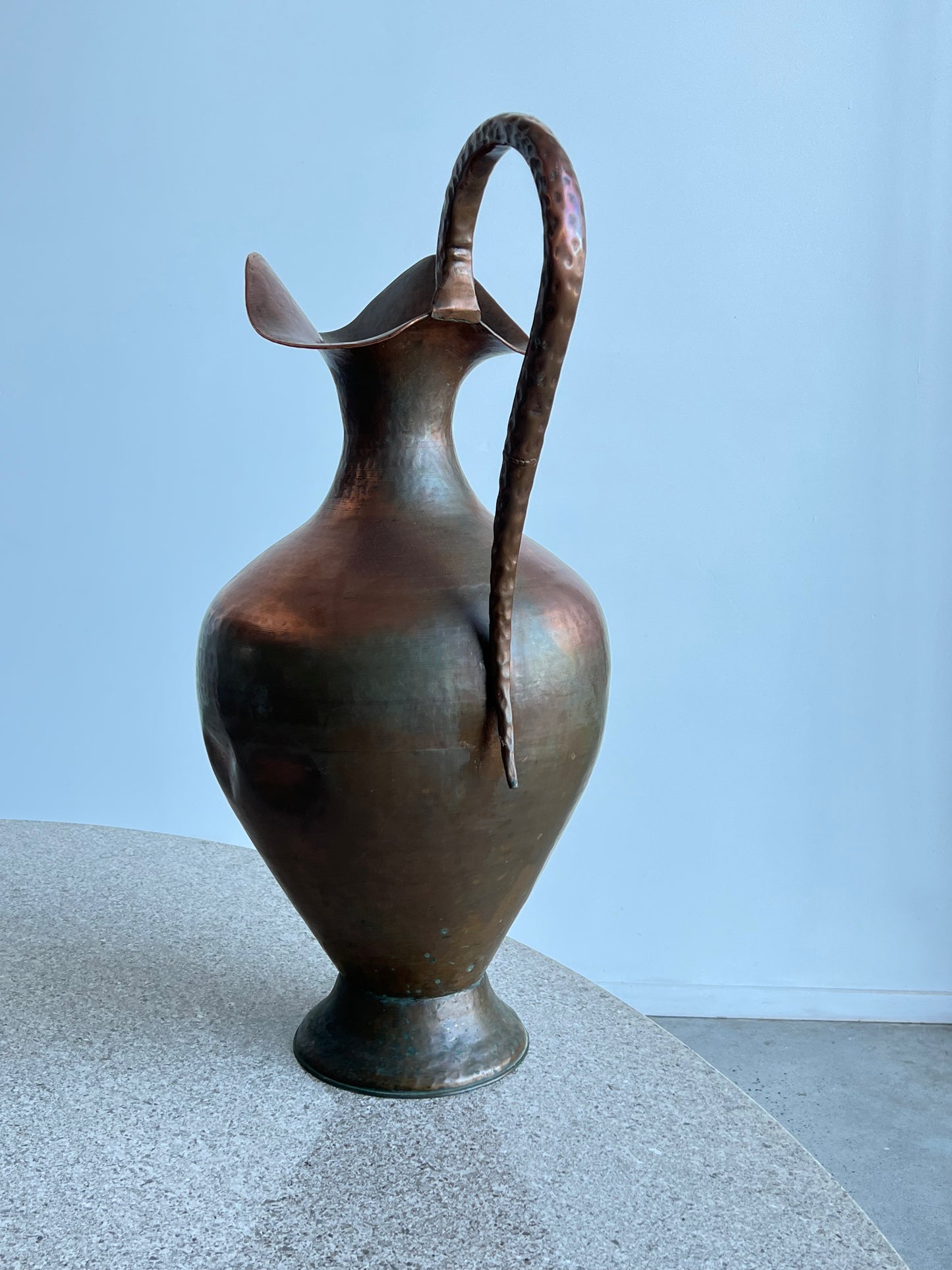 Italian Art Deco Large Hand Hammered Copper Vase, 1940