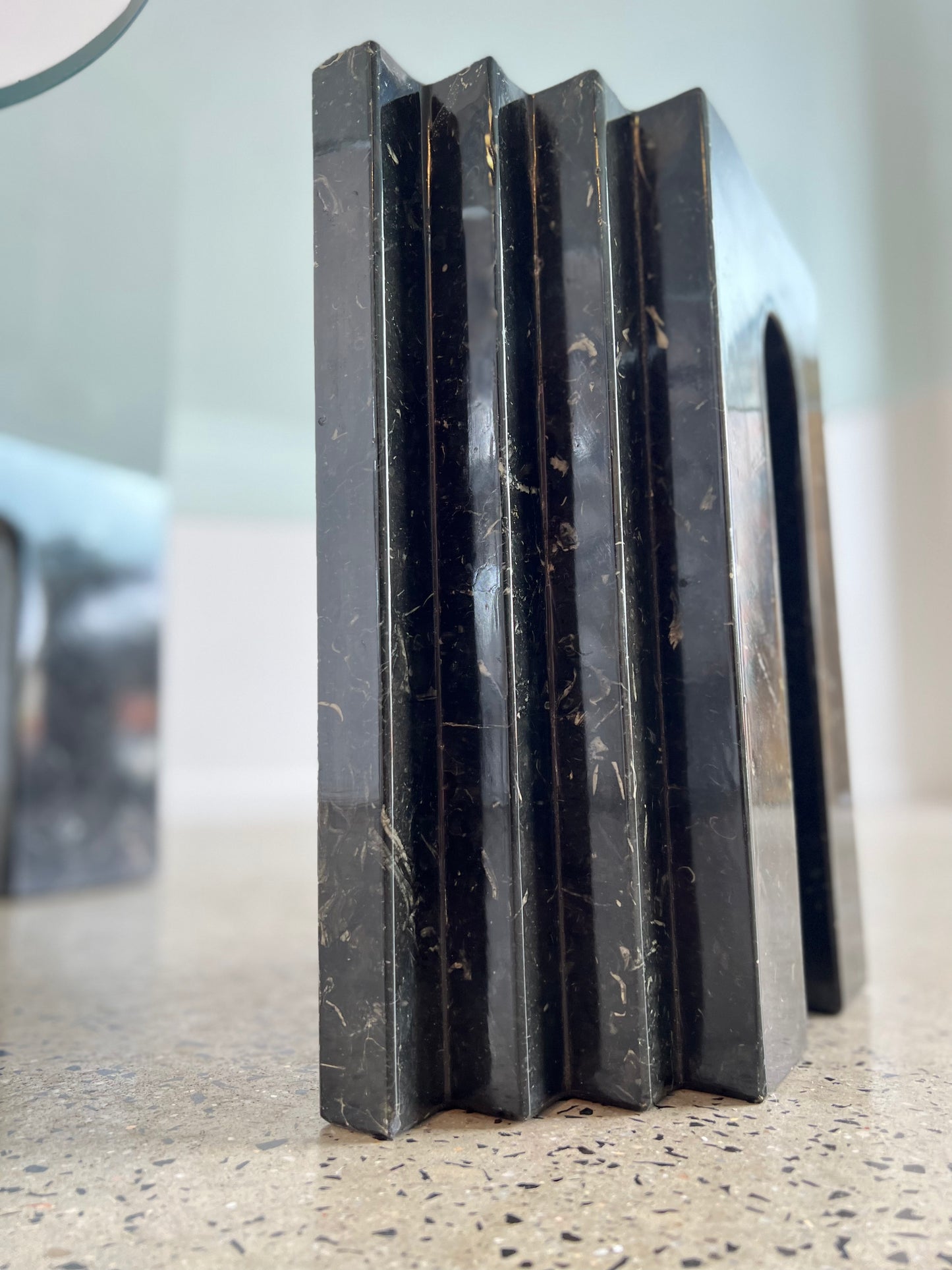 Carlo Scarpa for Cattelan Italia, Black Carrara Marble and Glass Coffee Table, 1970s