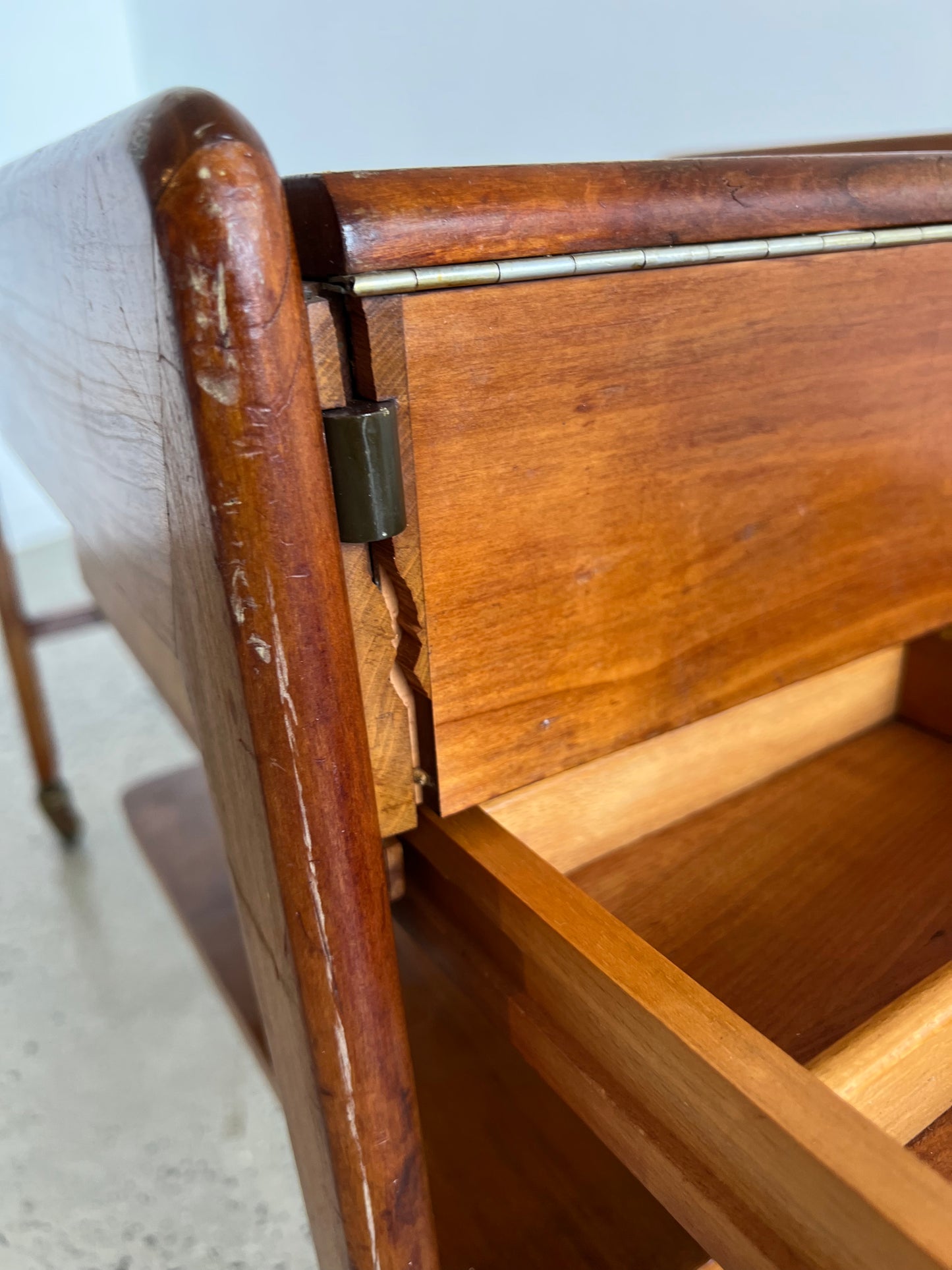 Italian Trolly bar in Teak Wood, 1960