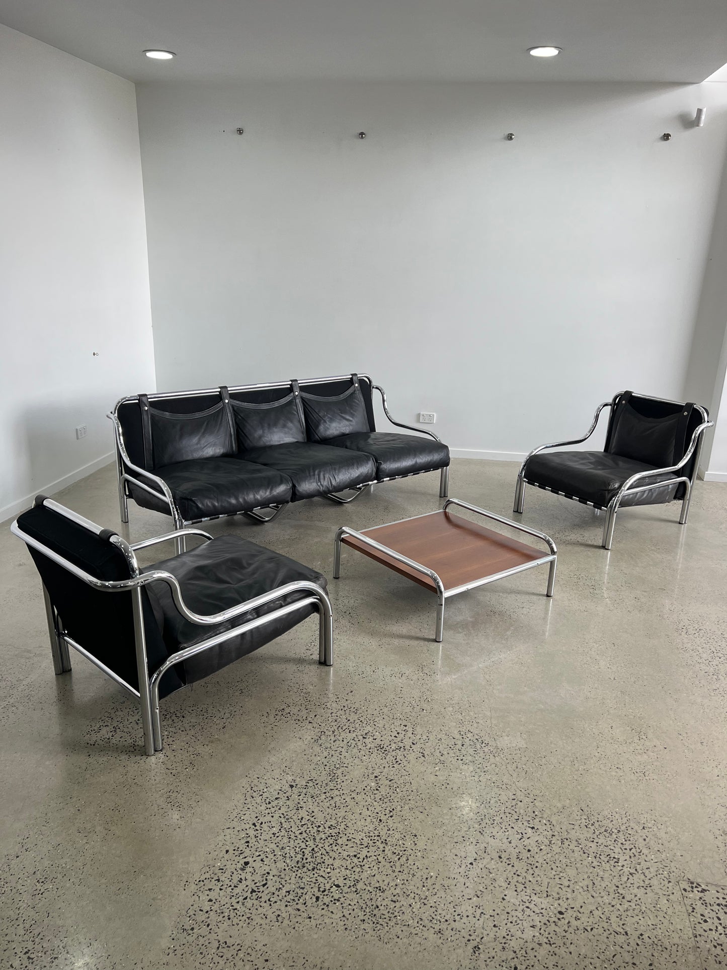 Gae Aulenti “Stringa” Seating Set for Poltronova, Italy 1962