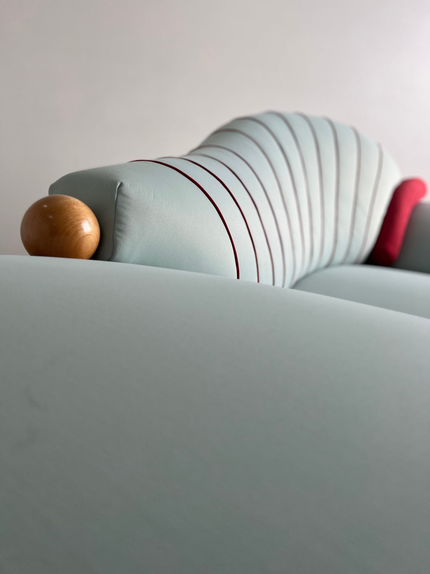 Rare Postmodern Sofa “Marilyn” by Hans Hollein for Poltronova