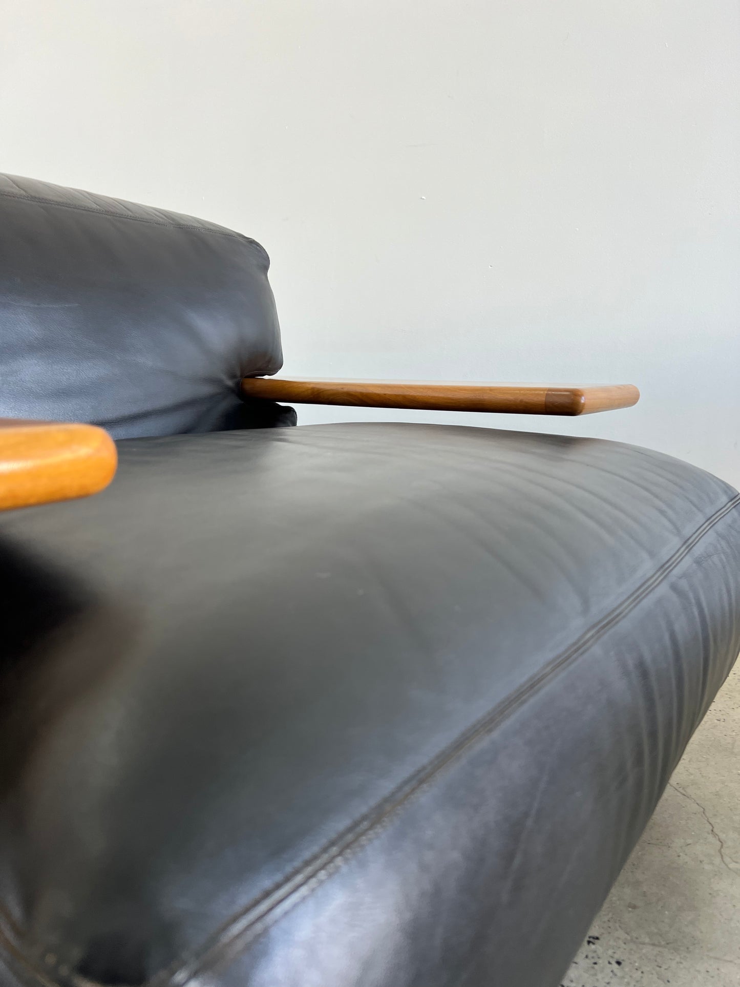 1970s Italian Pianura Armchairs & Table by Mario Bellini for Cassina