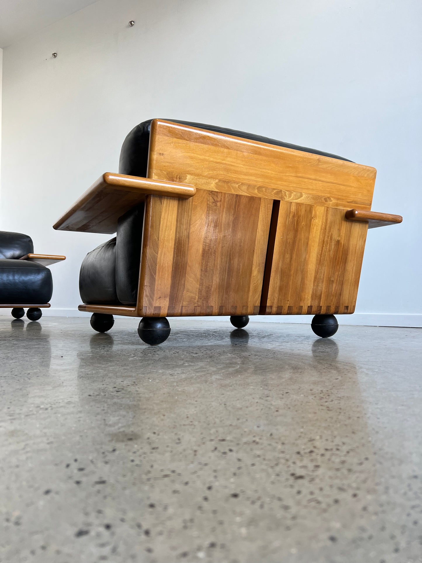1970s Italian Pianura Armchairs & Table by Mario Bellini for Cassina