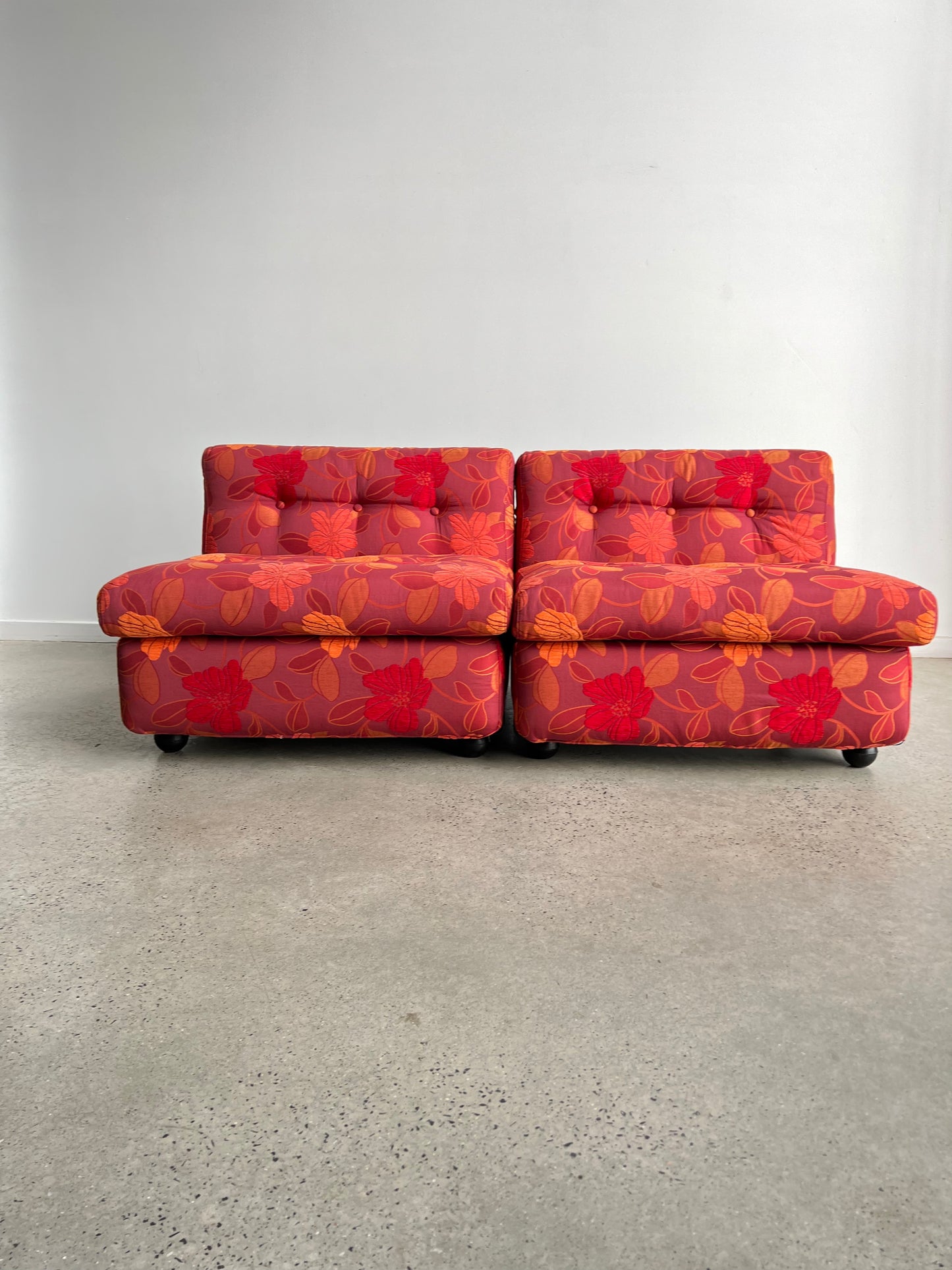 Italian Amanta Chairs Fabric and Black base by Mario Bellini for B&B Italia 1970