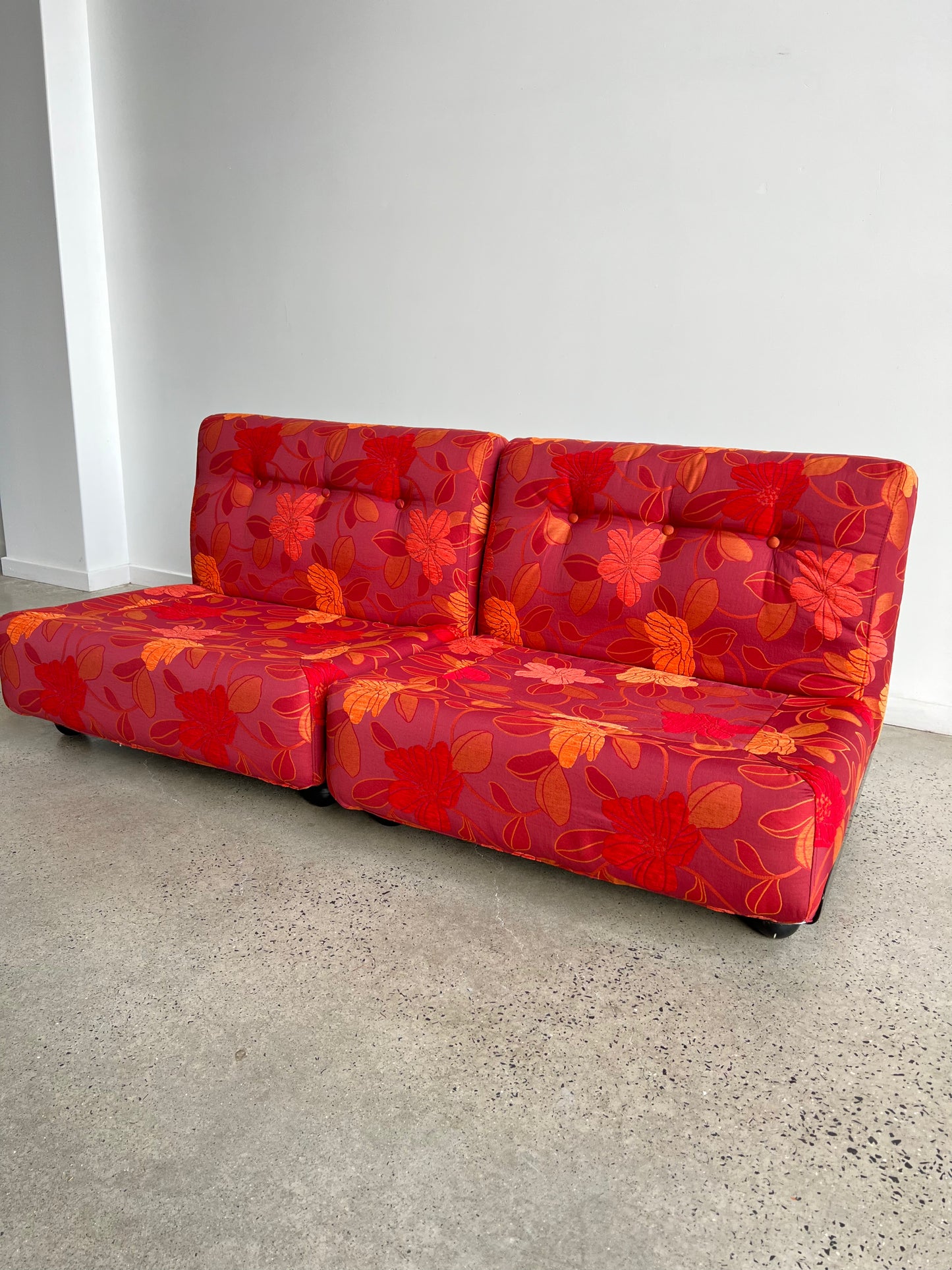 Italian Amanta Chairs Fabric and Black base by Mario Bellini for B&B Italia 1970