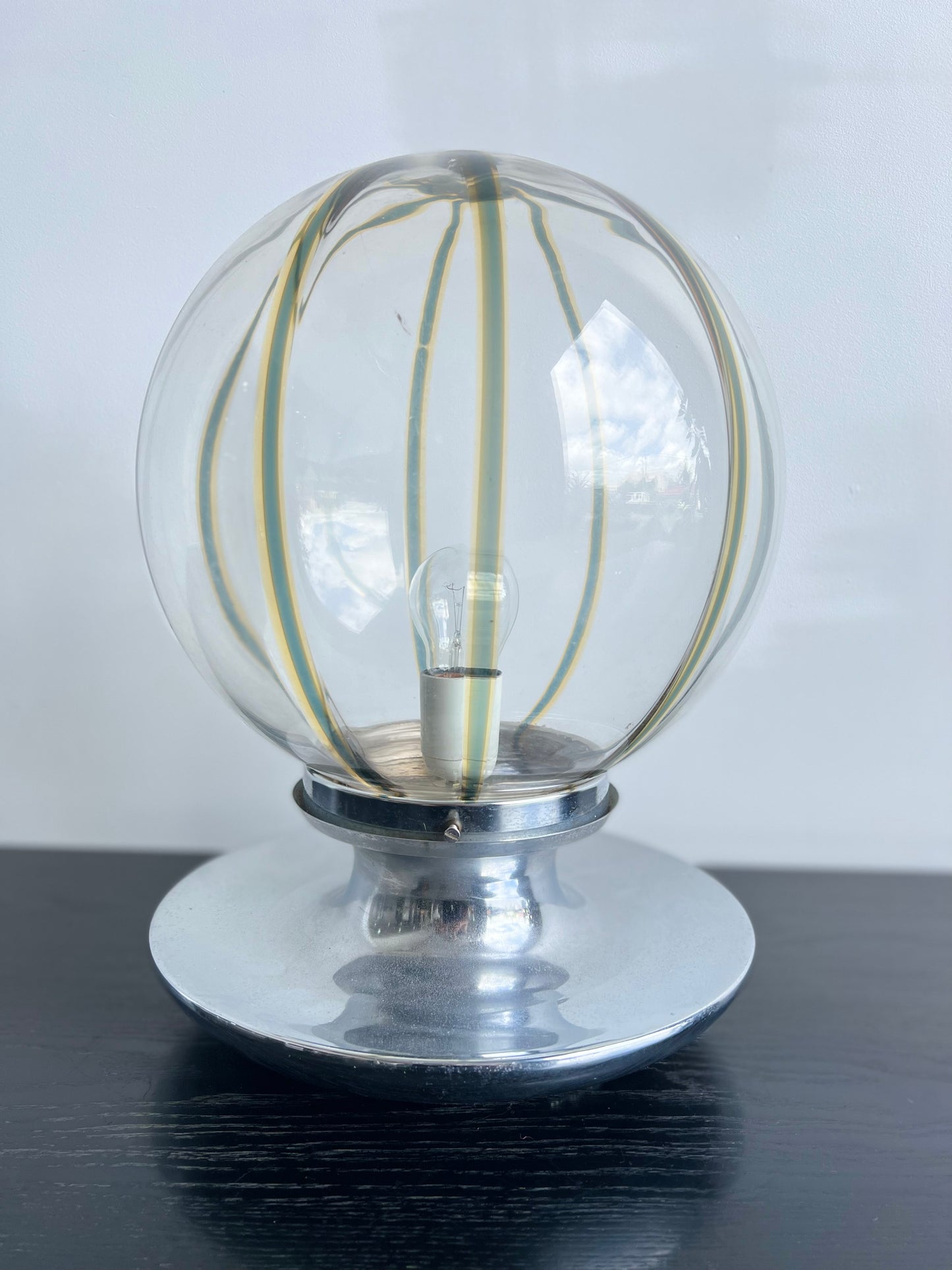 Italian Mid-Century Glass Sphere Table Lamp, 1960s