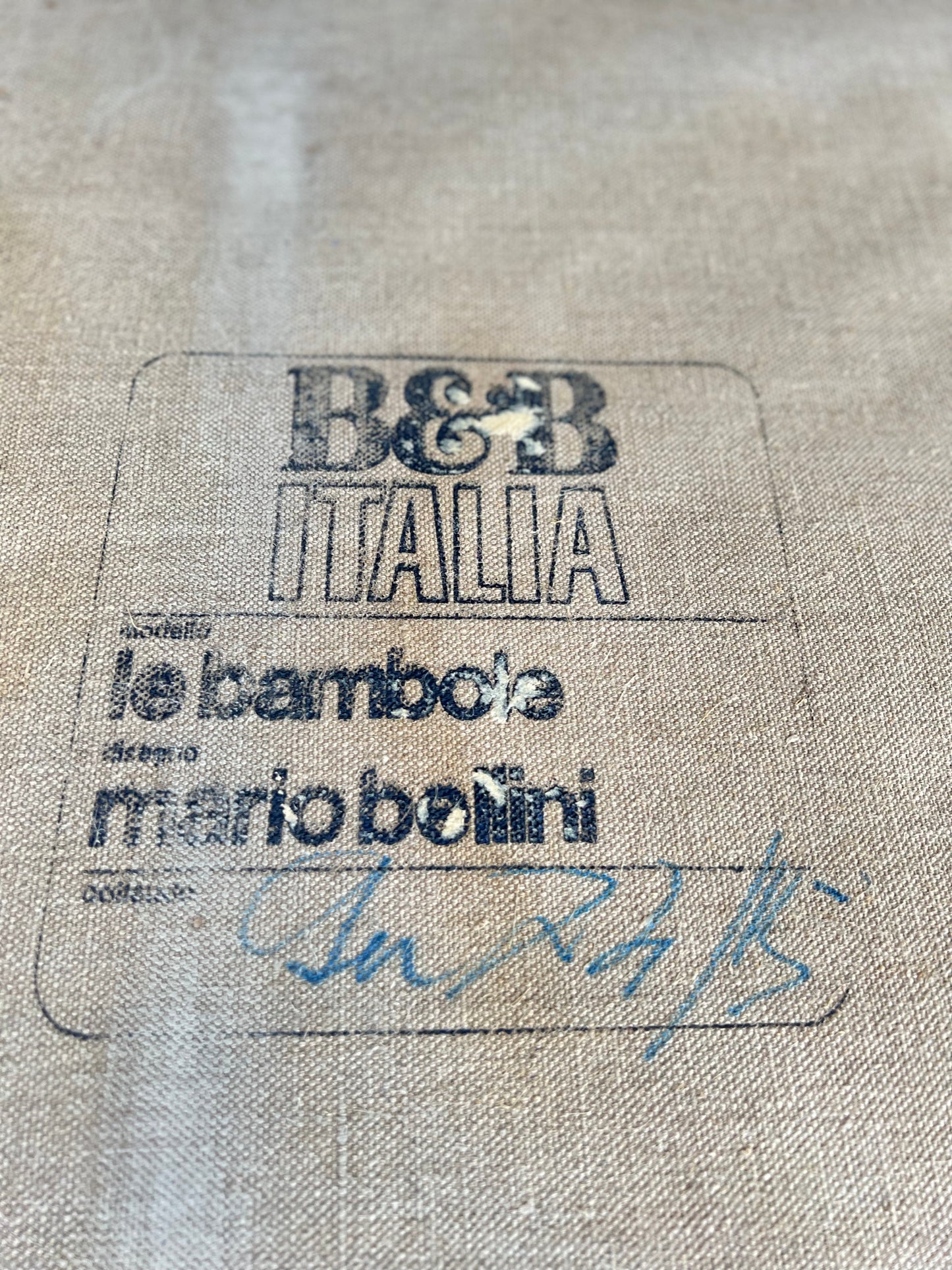 B&B italia logo and certification of authenticity - Lumini Collections