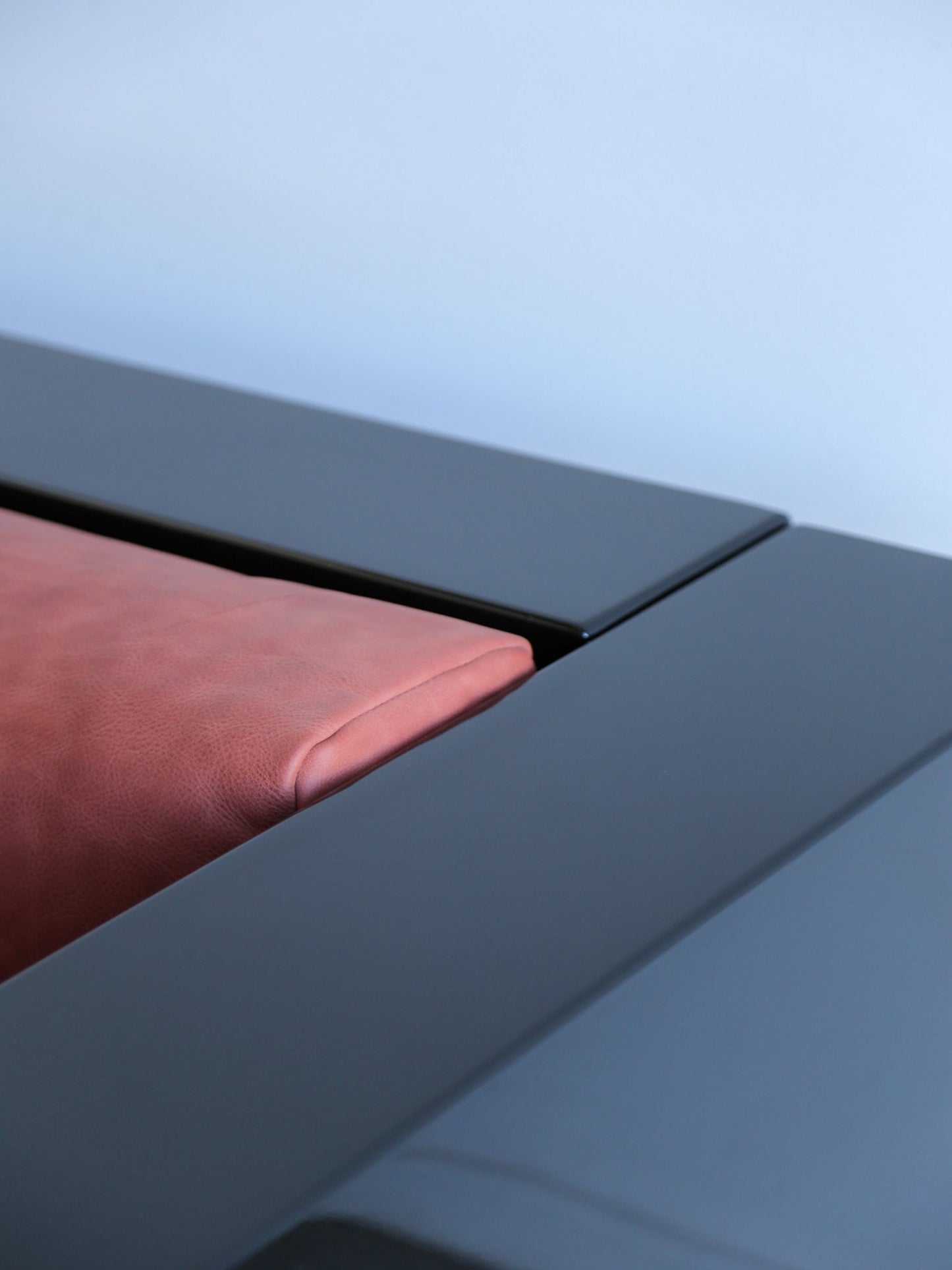 Massimo Vignelli for Poltronova Saratoga sofa set & coffee table - Lumini Collections