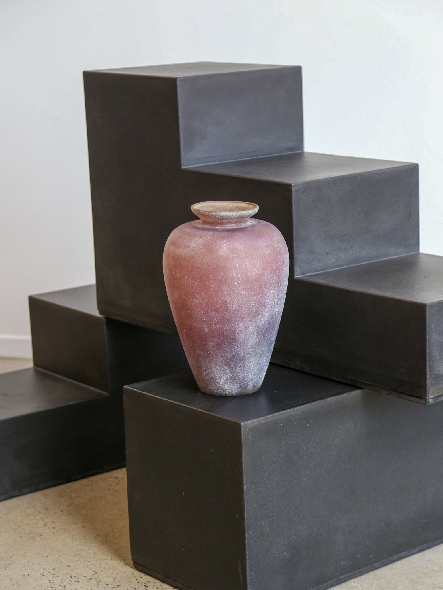 Archimede Seguso Murano Scavo Glass Vase, Italy 1960s - Lumini Collections