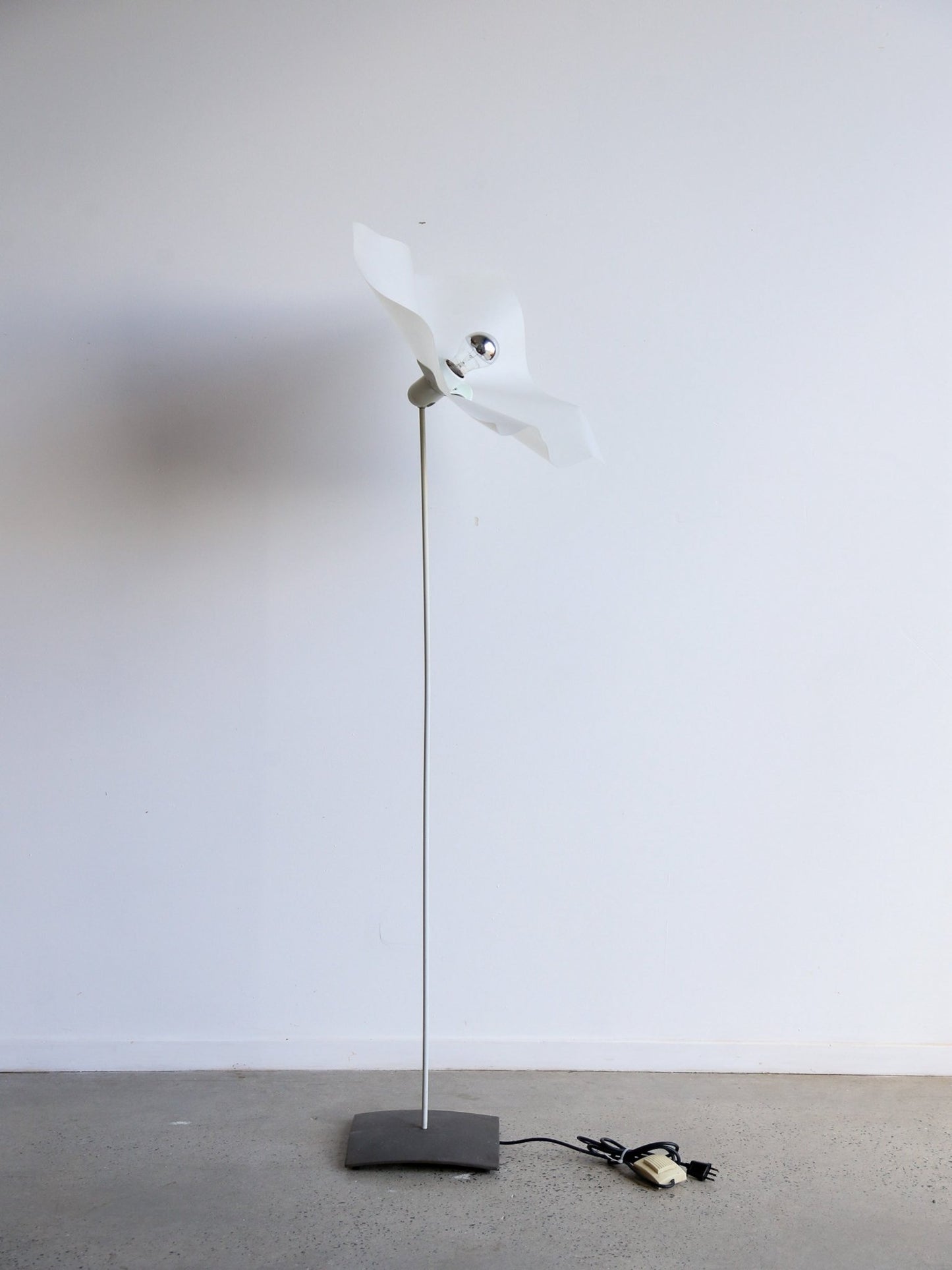 Area Floor Lamp by Mario Bellini for Artemide - Lumini Collections