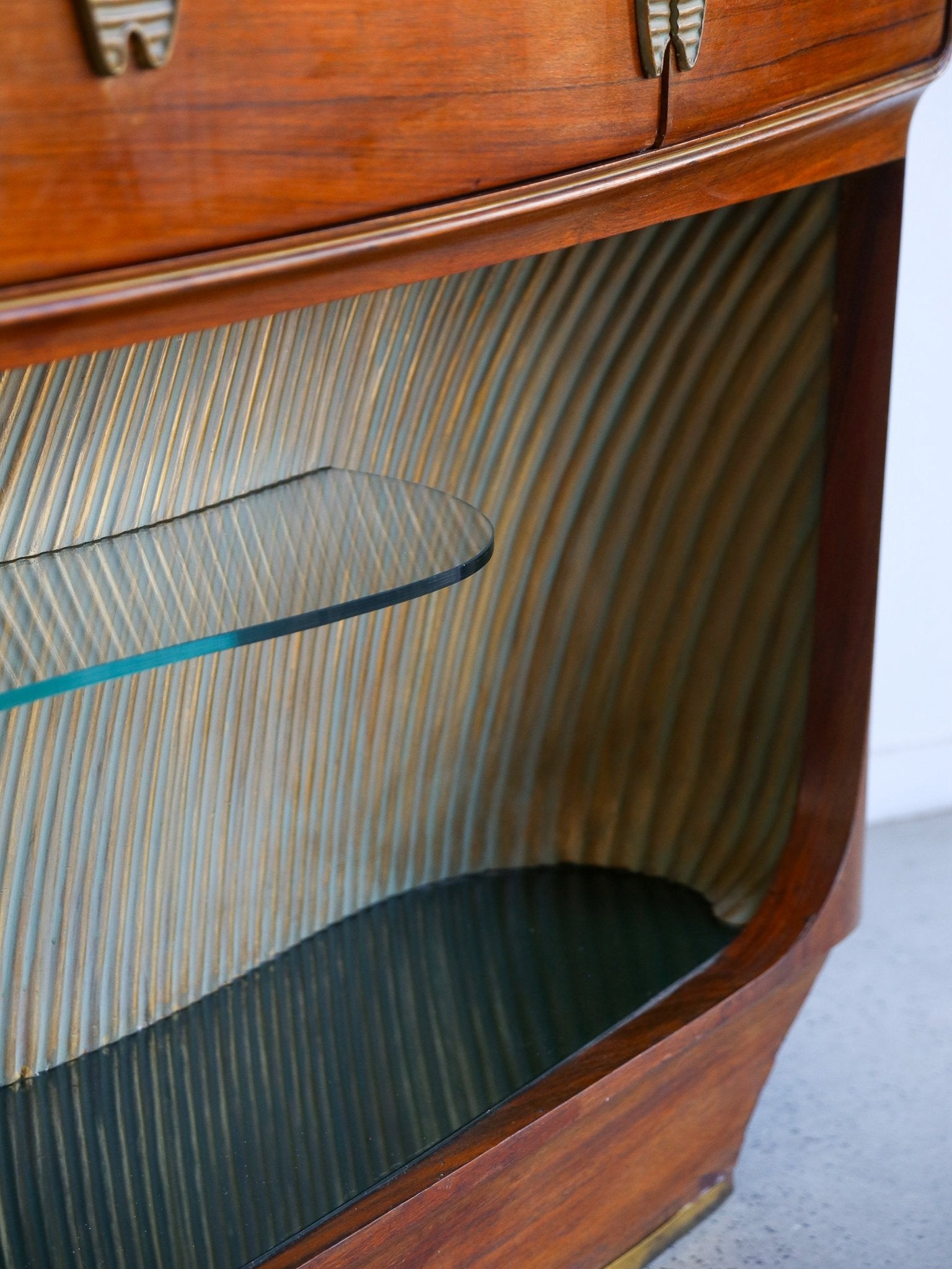 Dry bar by Vittorio Dassi for Palazzi dell’Arte Cantù, 1960s - Lumini Collections