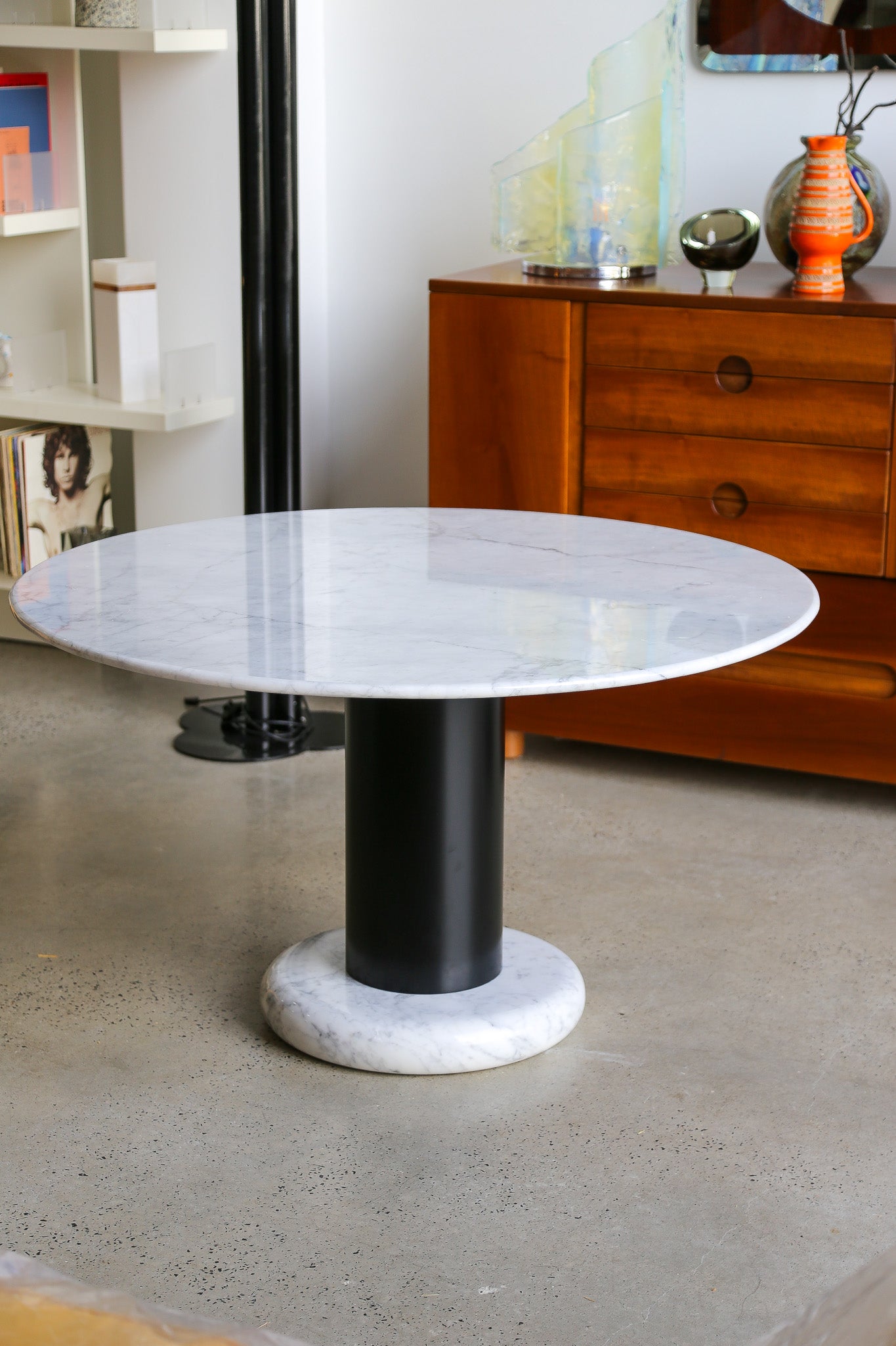Ettore Sottsass “Loto” Carrara Marble Dining Table, Poltronova 1960s - Lumini Collections