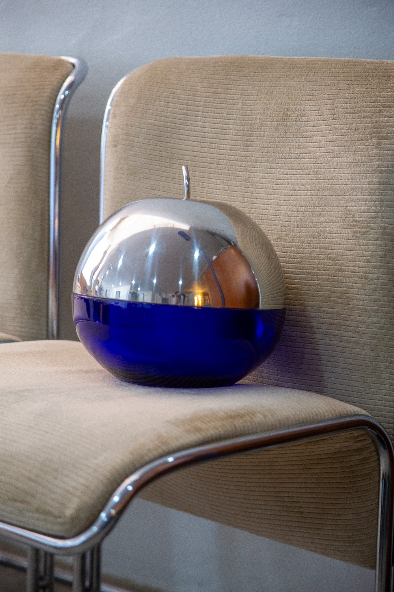 Ettore Sottsass “Mela” Aluminium and Cobalt Glass Object, Italy 1950s - Lumini Collections