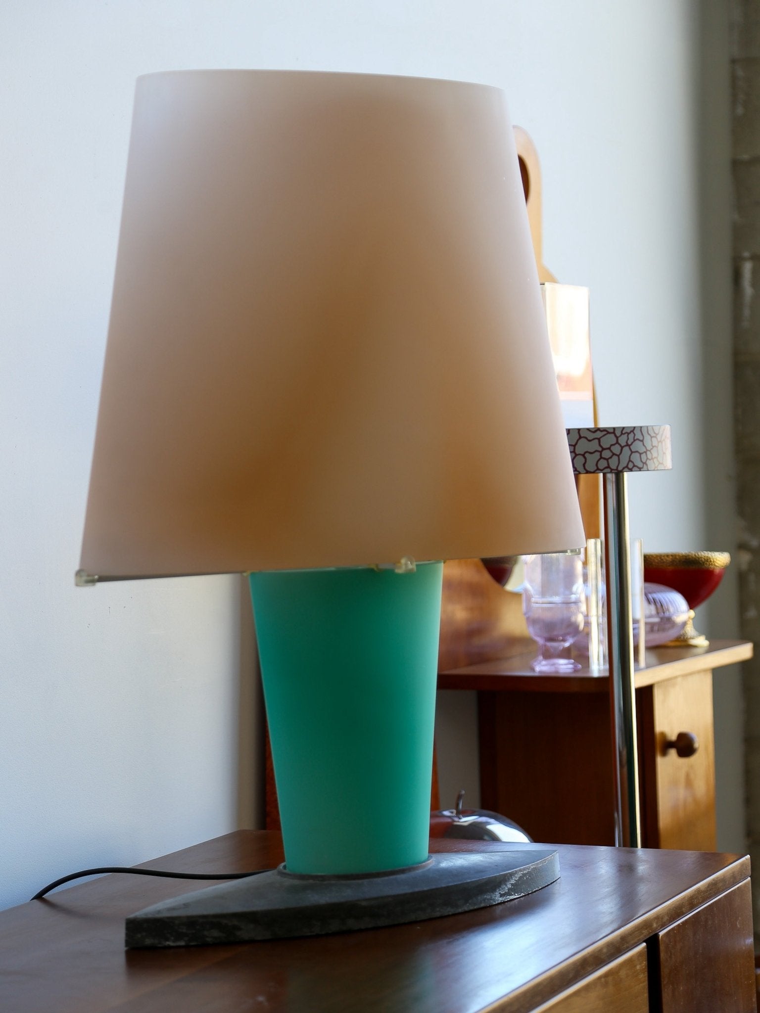 Fontana Arte Model 2892 XL Frosted Glass Table Lamp by Daniela Puppa - Lumini Collections