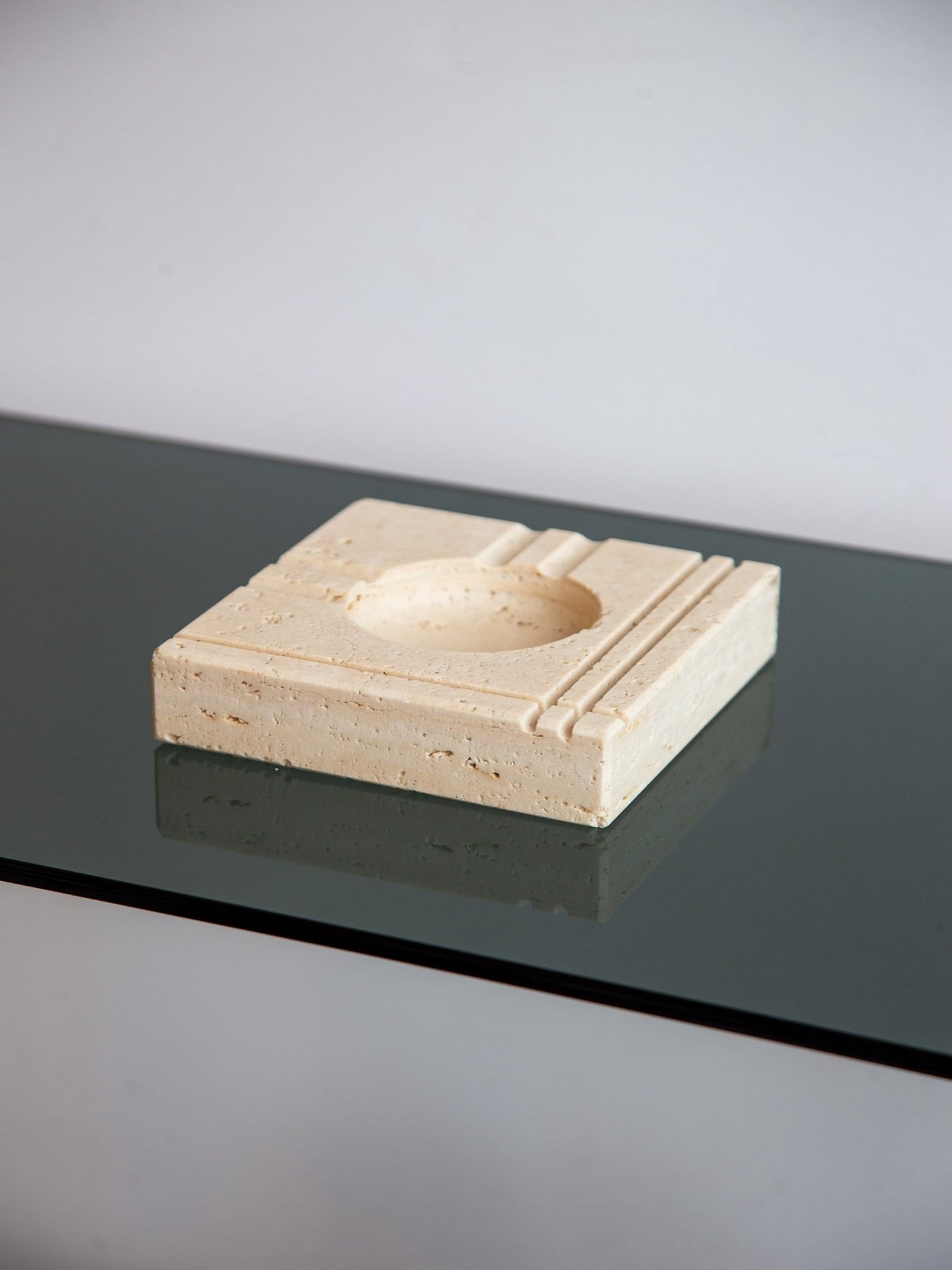 Travertine Ashtray by Enzo Mari for Fratelli Mannelli, 1970s - Lumini Collections