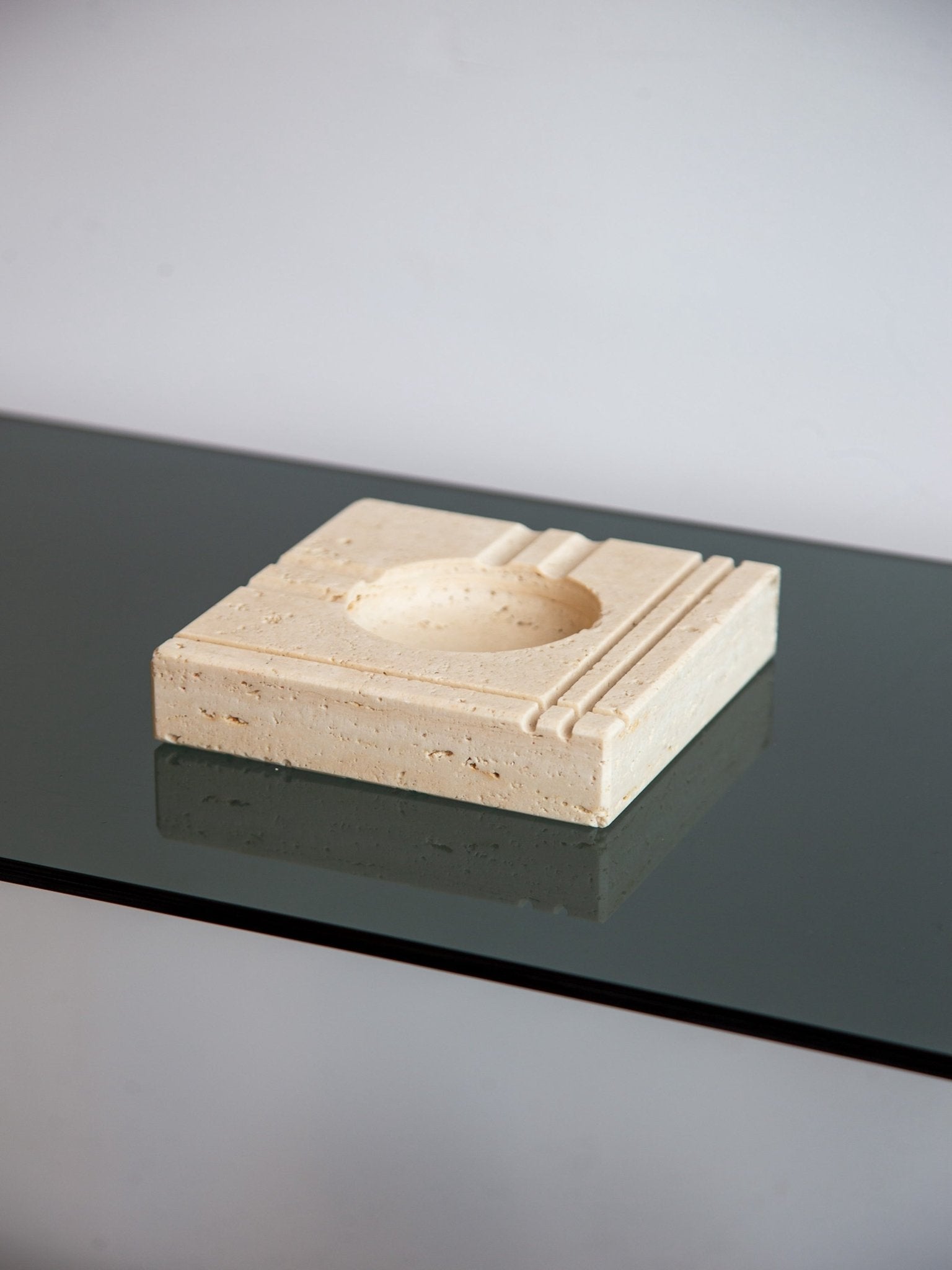 Travertine Ashtray by Enzo Mari for Fratelli Mannelli, 1970s - Lumini Collections