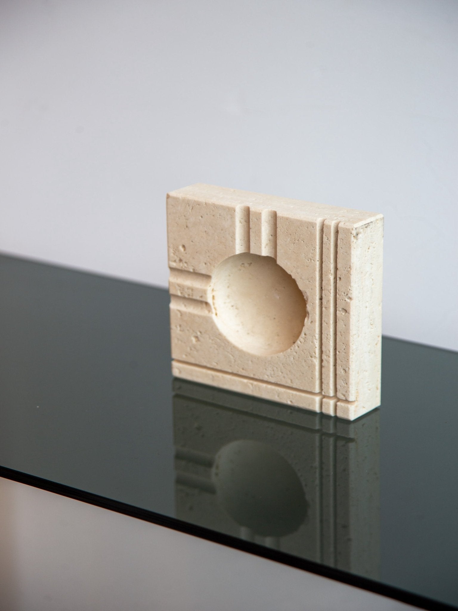 Travertine Ashtray by Enzo Mari for Fratelli Mannelli, 1970s - Lumini Collections
