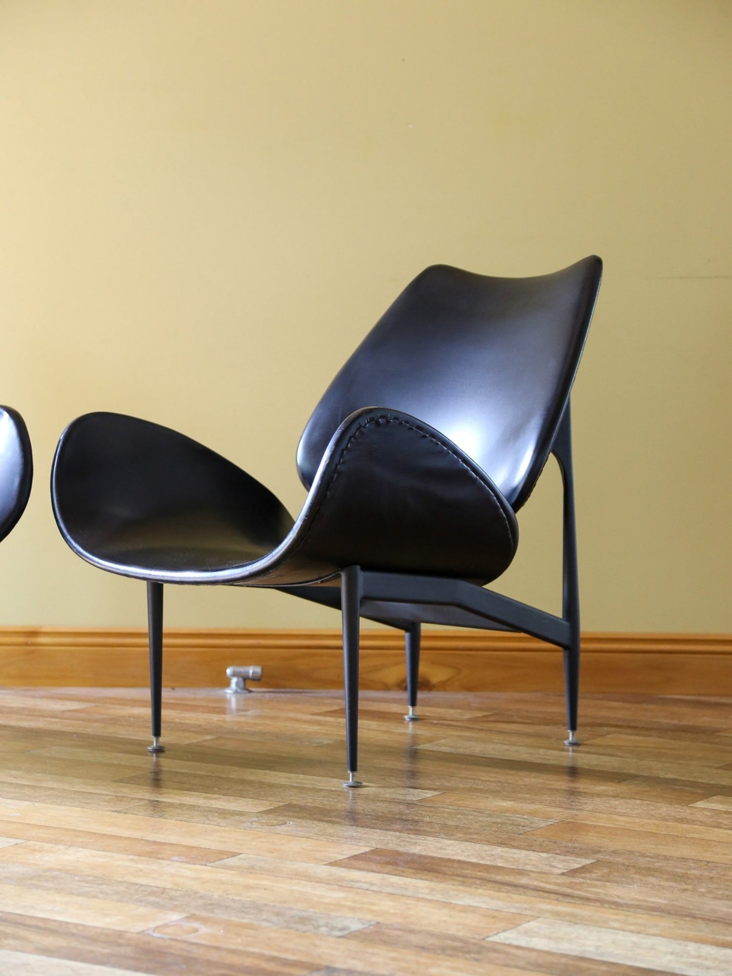 Grant Featherston Scape Armchairs, Australia - Lumini Collections